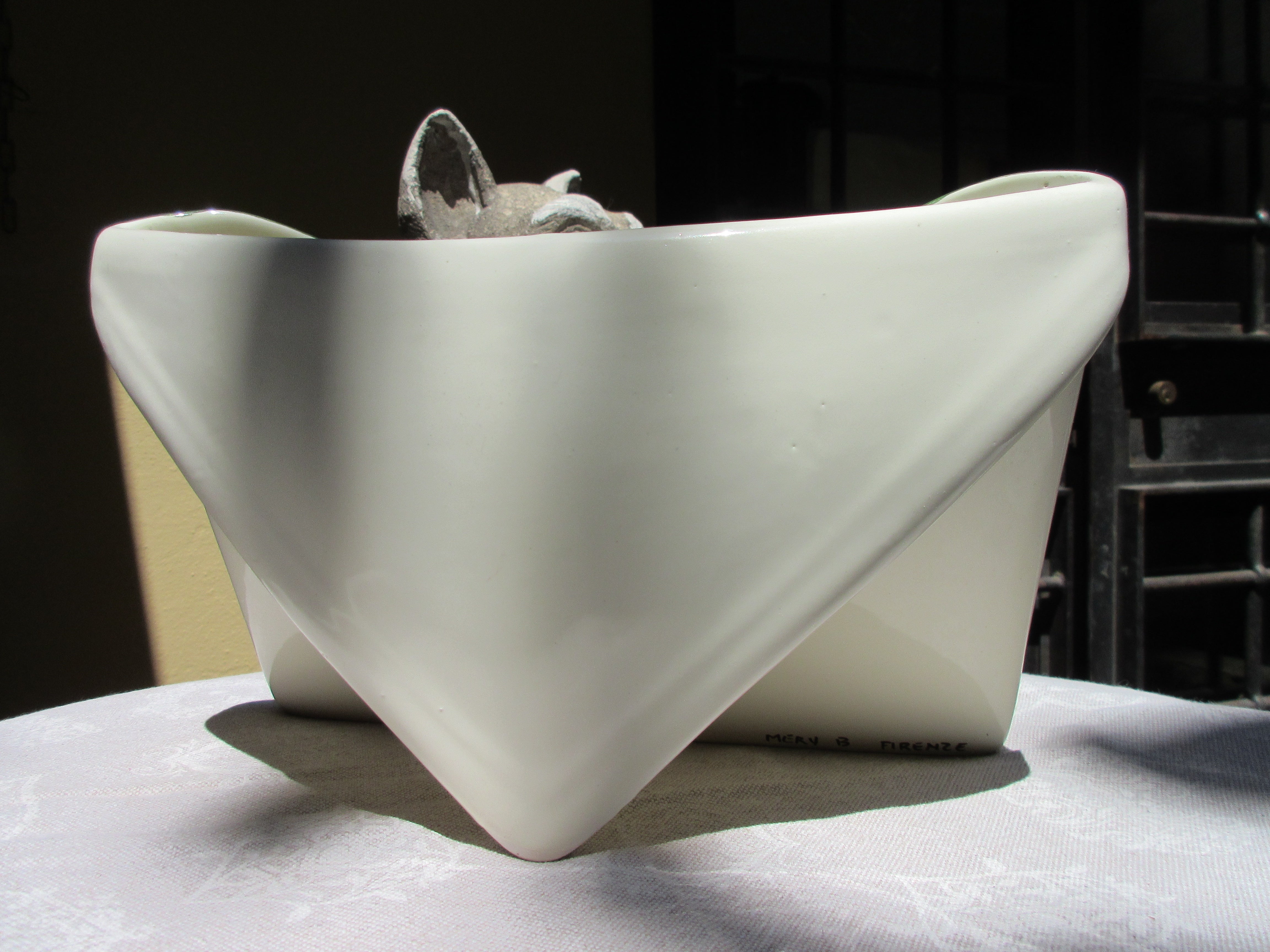 Ceramic Home Decor - Elegant Handcrafted Pottery for Living Room, Dining Room & Kitchen Decor | Perfect for Housewarming Gifts & Interior Design