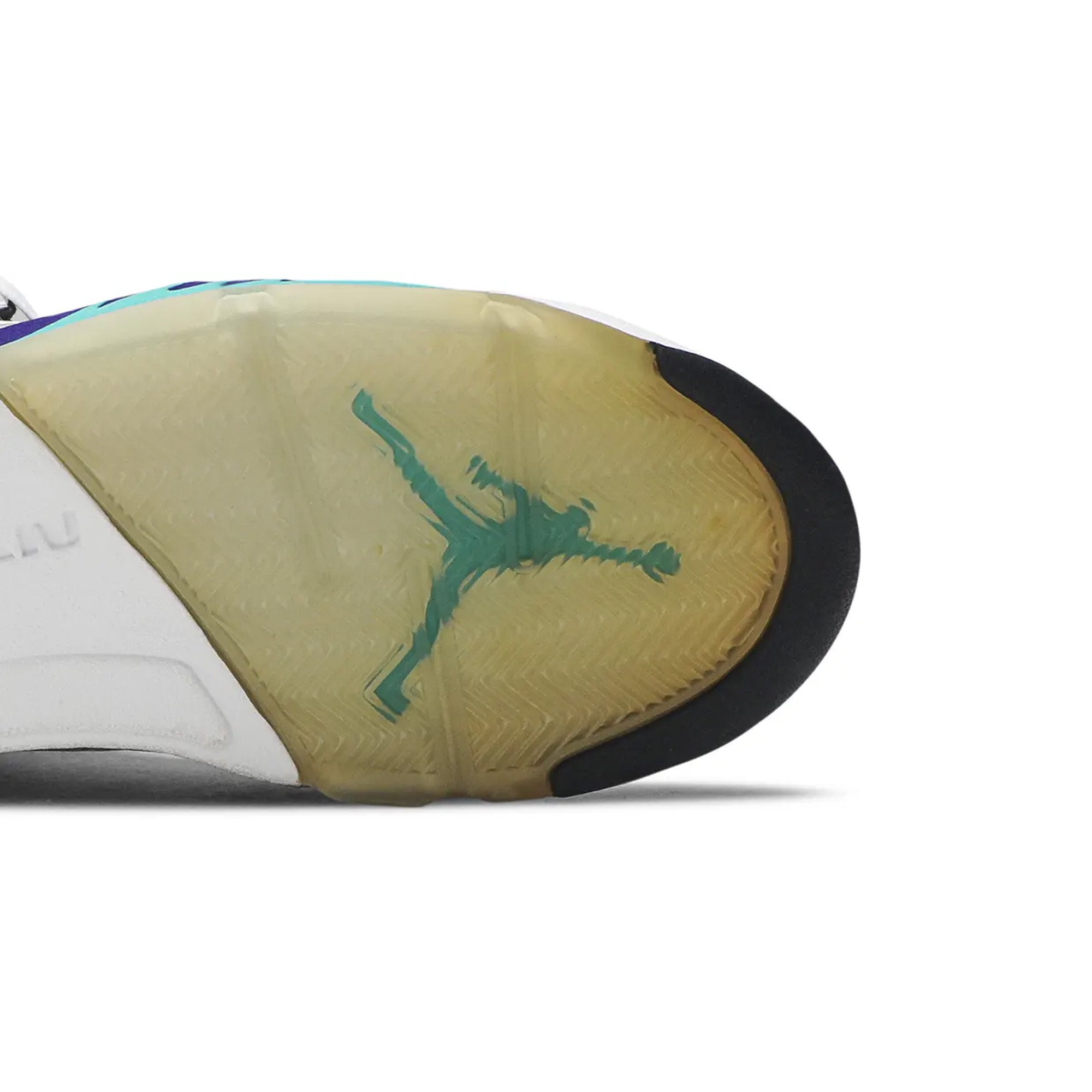 Air Jordan 5 Retro 'Grape' Sneakers (2006) - Men's Basketball Shoes for Casual Wear & Street Style