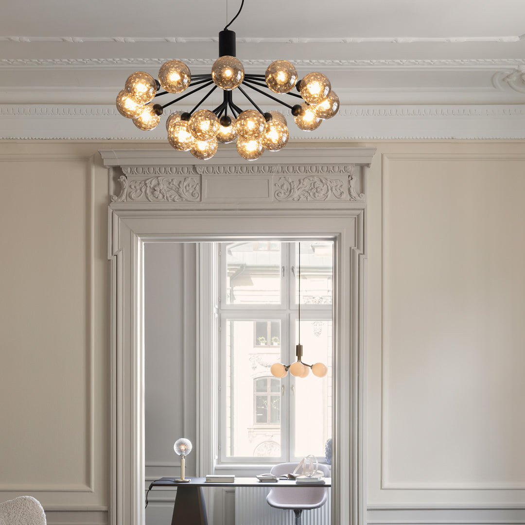 Apiales 18-Light Modern Crystal Chandelier - Elegant Dining Room Lighting Fixture for Home Decor | Perfect for Living Room, Bedroom, or Entryway