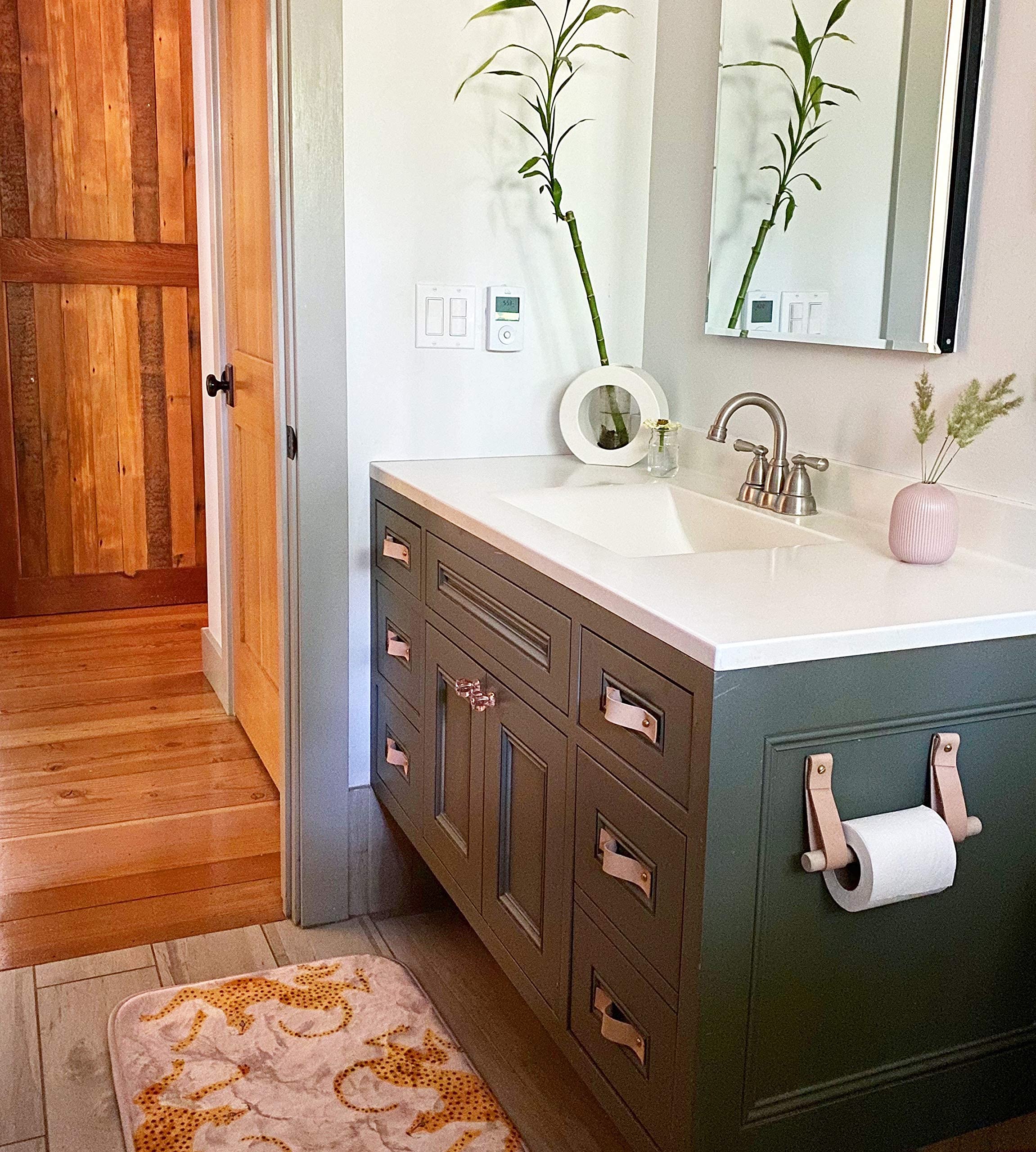 KEYAIIRA - Wall Mounted Toilet Paper Holder Kit with Leather Hooks & Wooden Dowel - Farmhouse Bathroom Decor, Scandinavian Style Bath Accessories - Perfect for Rustic, Modern, and Minimalist Bathroom Designs