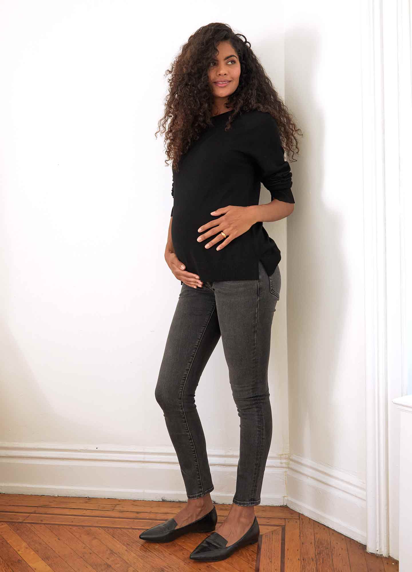 Stylish Over The Bump Slim Maternity Jeans for Pregnant Women - Comfortable Stretch Denim Pants for Everyday Wear & Maternity Photos