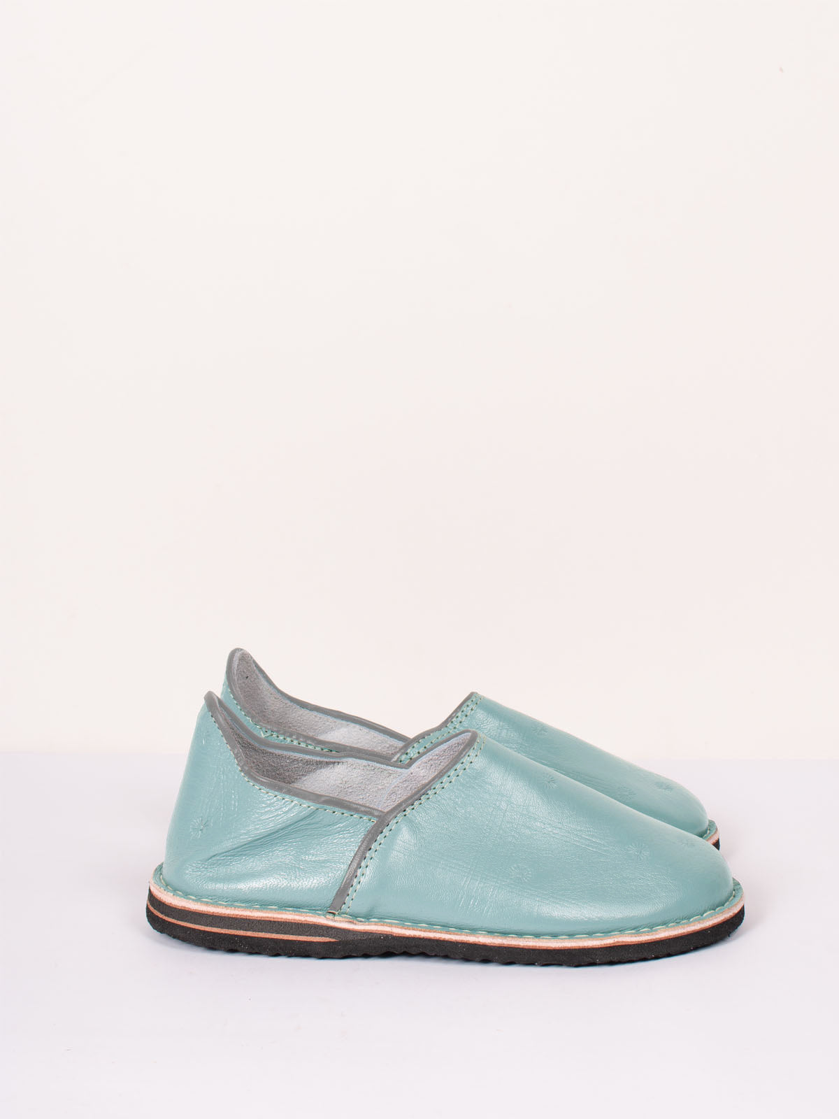Authentic Moroccan Berber Babouche Slippers - Soft Seafoam Leather Comfortable House Shoes for Men & Women | Perfect for Home, Lounge, Spa, and Cultural Fashion