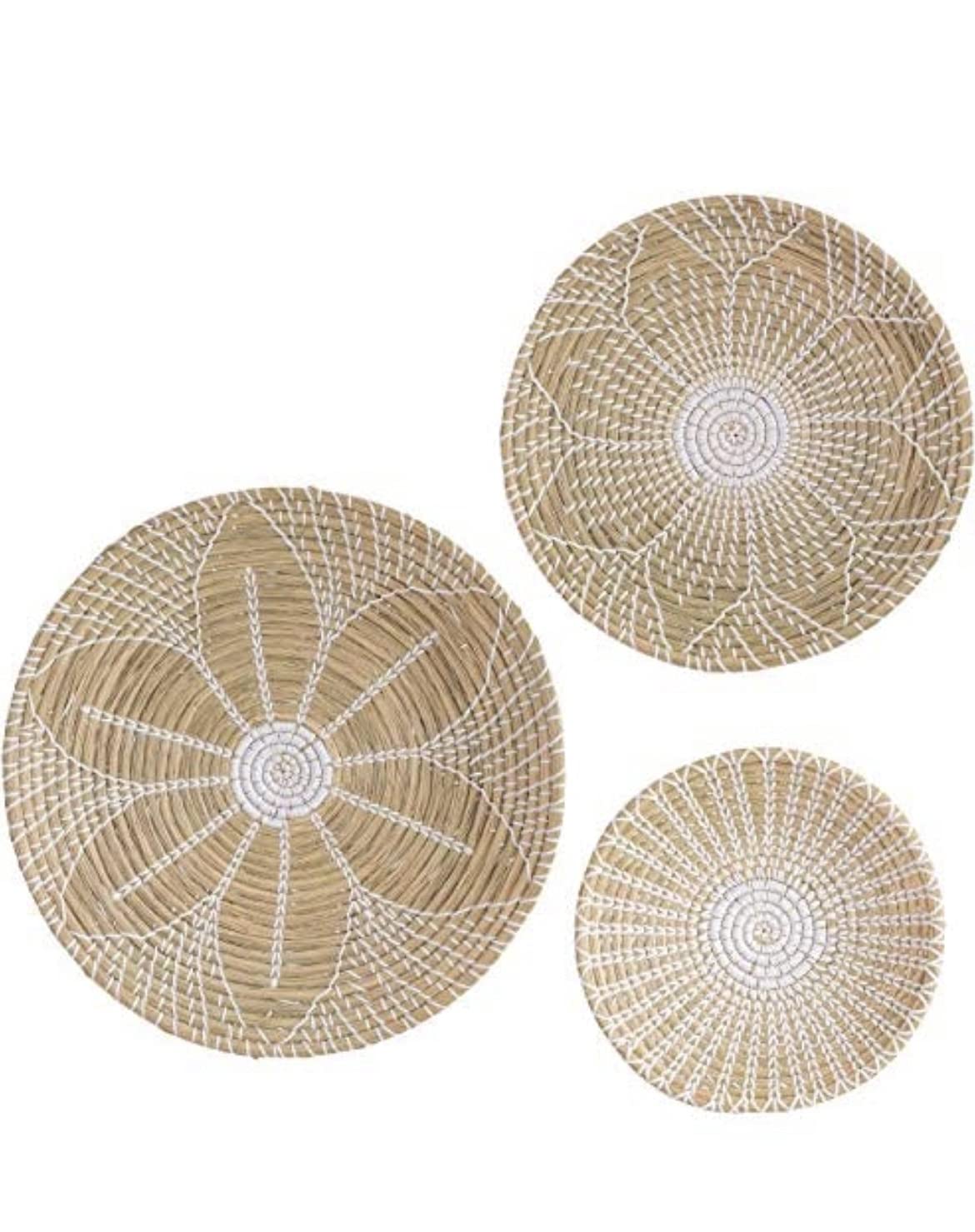 Set of 3 Handmade Woven Seagrass Wall Baskets - Boho Home Decor, Lightweight & Easy to Hang, Multi-Purpose Storage for Bathroom, Bedroom or Nursery - Natural Fiber Wall Organizer for Keys, Plants & Small Items