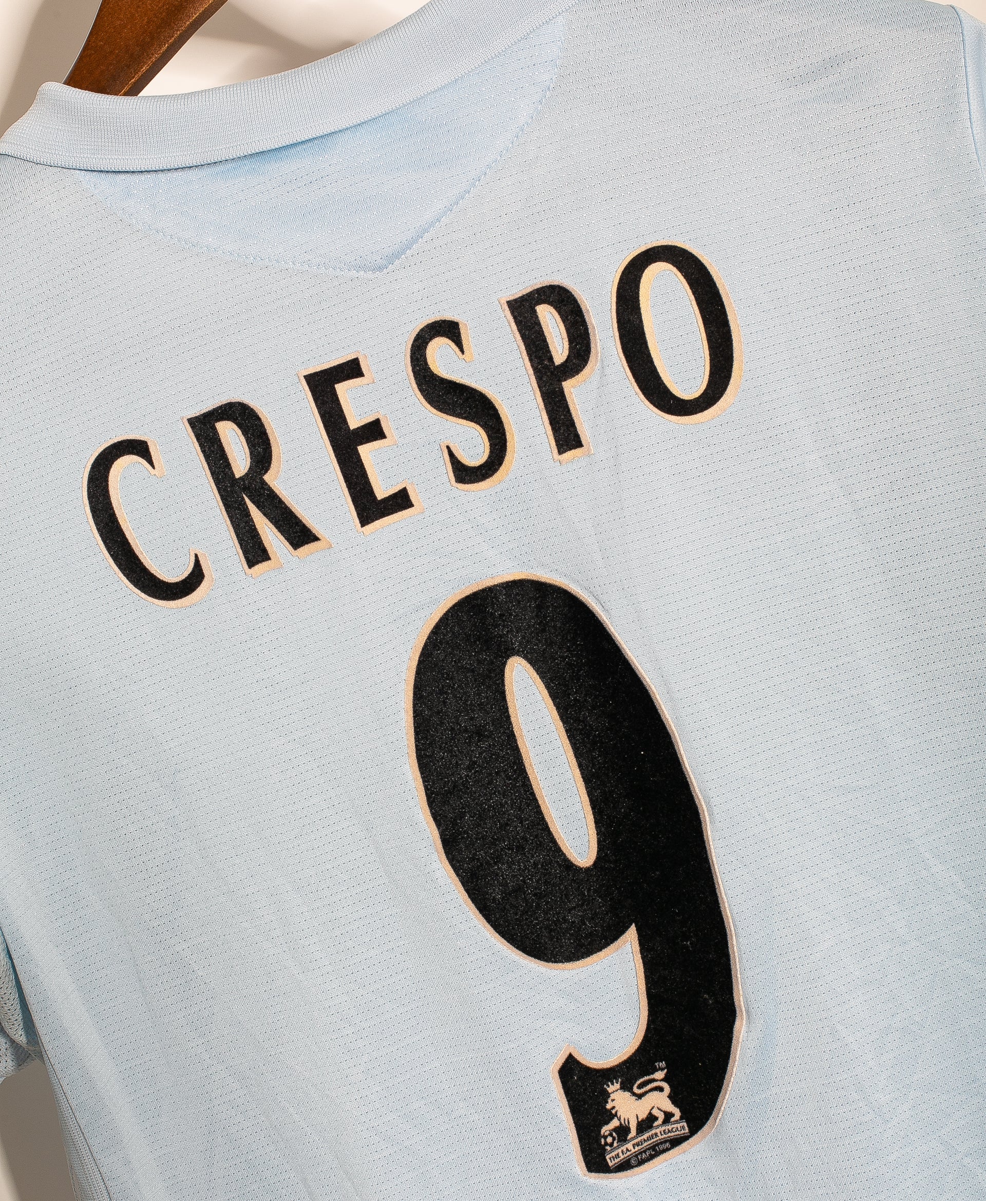 2005 Chelsea FC Away Jersey #9 Hernan Crespo - Authentic Soccer Shirt Size S for Fans & Collectors - Perfect for Matchdays, Gifts & Memorabilia Display
