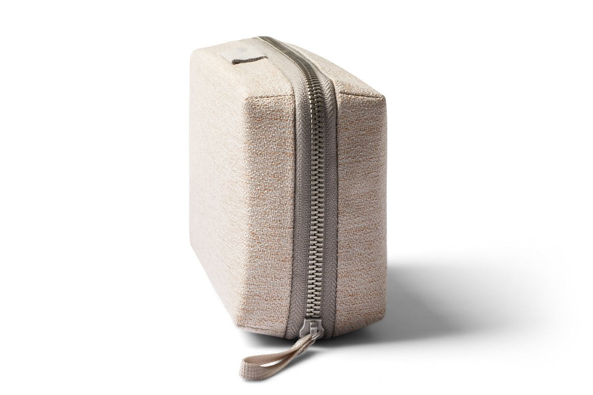 Bellroy Tech Kit - Premium Travel Organizer for Cables, Chargers & Accessories | Perfect for Business Trips, Commuting & Daily Use
