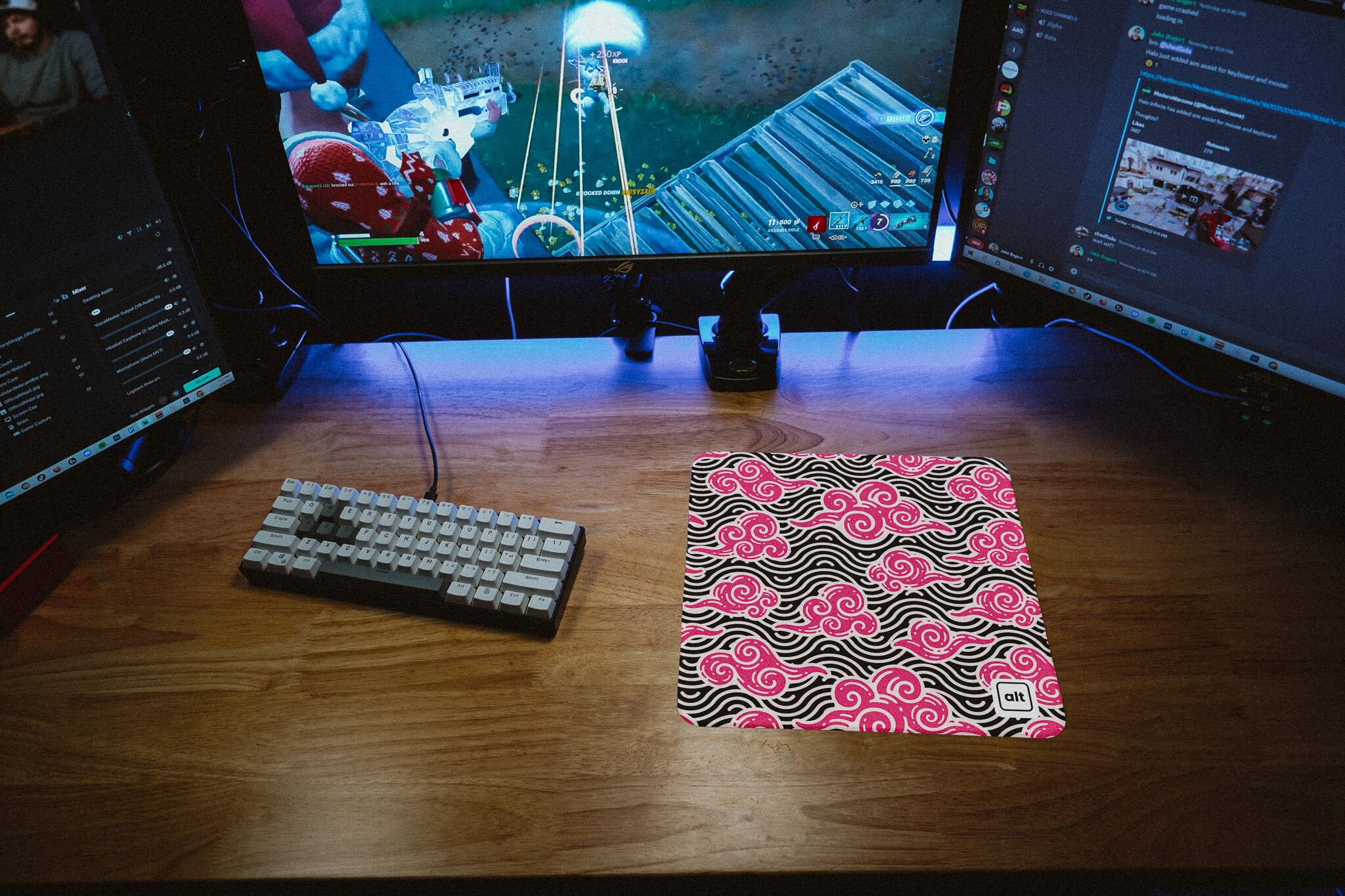 Pink Anime Clouds Gaming Mouse Pad - Soft Non-Slip Rubber Base for PC & Laptop - Perfect for Office, Gaming & Home Use