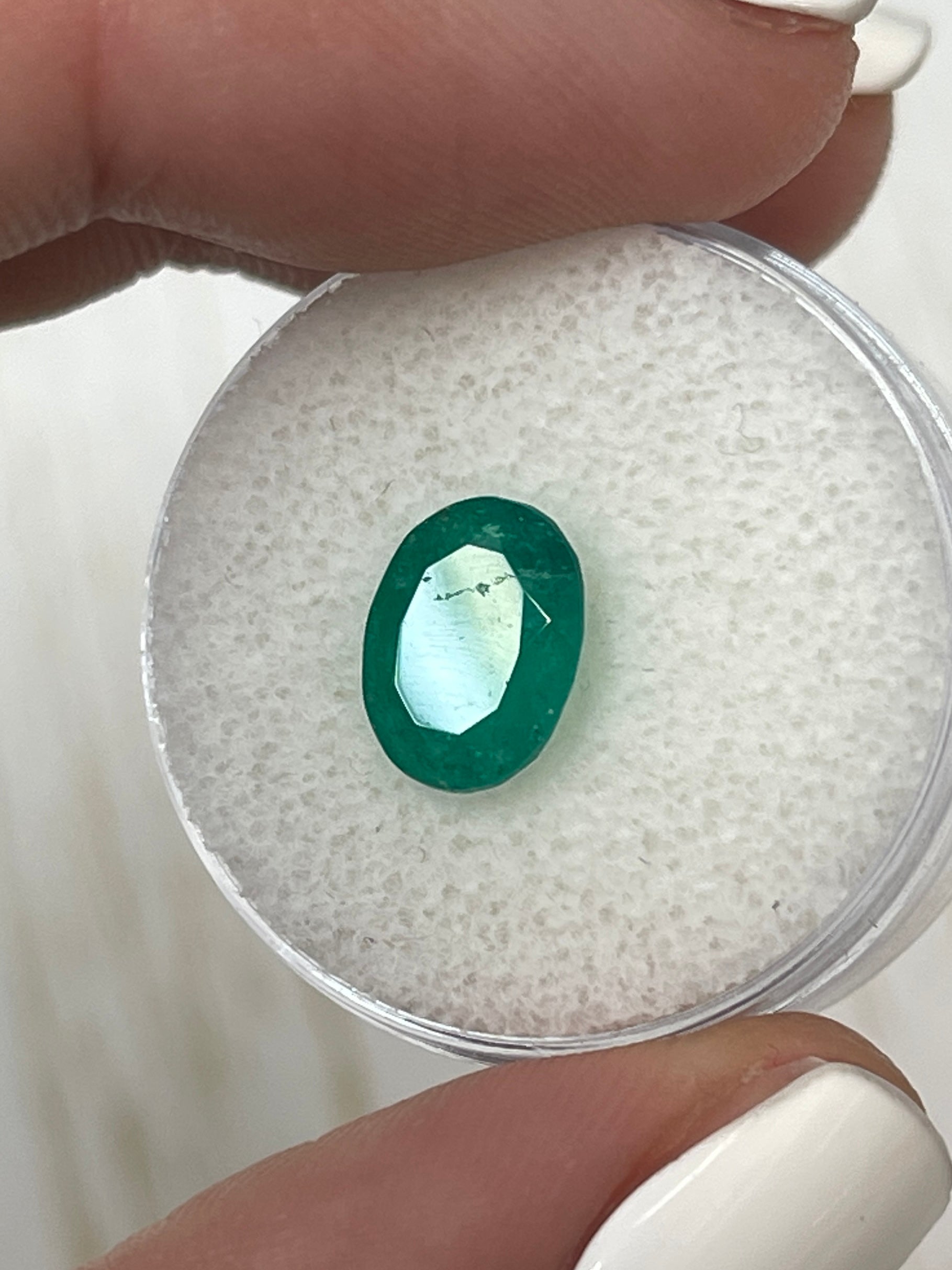 2.21 Carat Dark Forest Green Natural Loose Colombian Emerald Gemstone - Oval Cut for Jewelry Making, Engagement Rings & Luxury Gifts