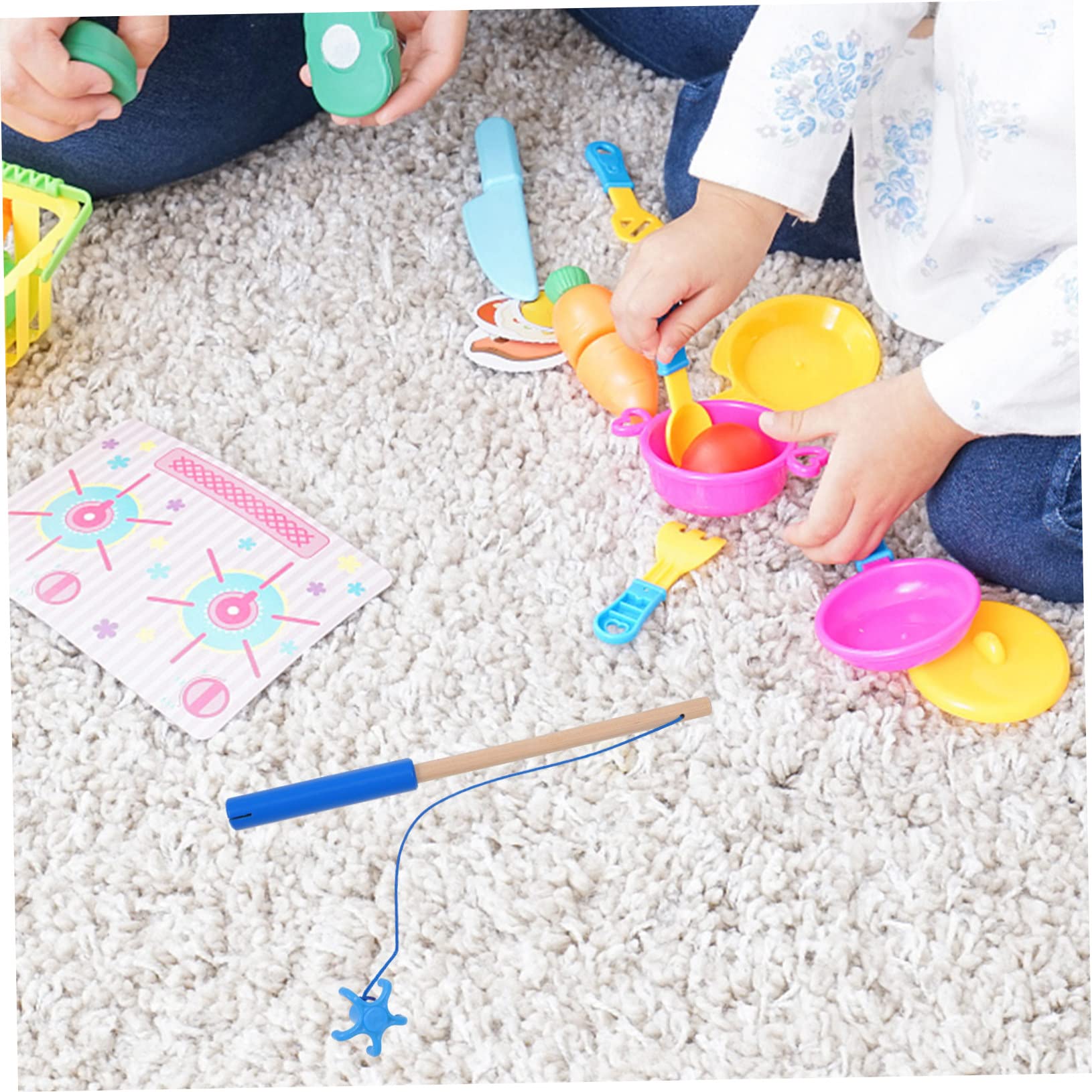DRESSOOS 2-Piece Magnetic Fishing Game Set for Kids - Wooden Pool Toys with Blue Fish - Fun Outdoor & Indoor Play for Toddlers, Birthday Parties & Pool Activities