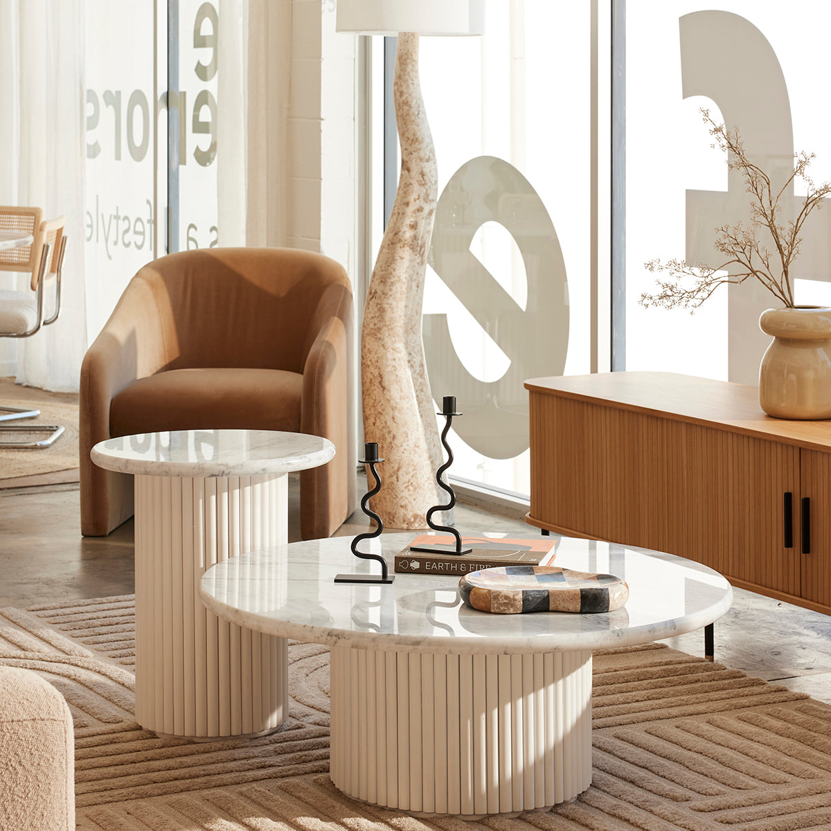 Modern White Oak & Carrara Marble Coffee Table - 100cm Round Living Room Center Table for Small Spaces | Mid-Century Style Home Decor for Apartments & Condos