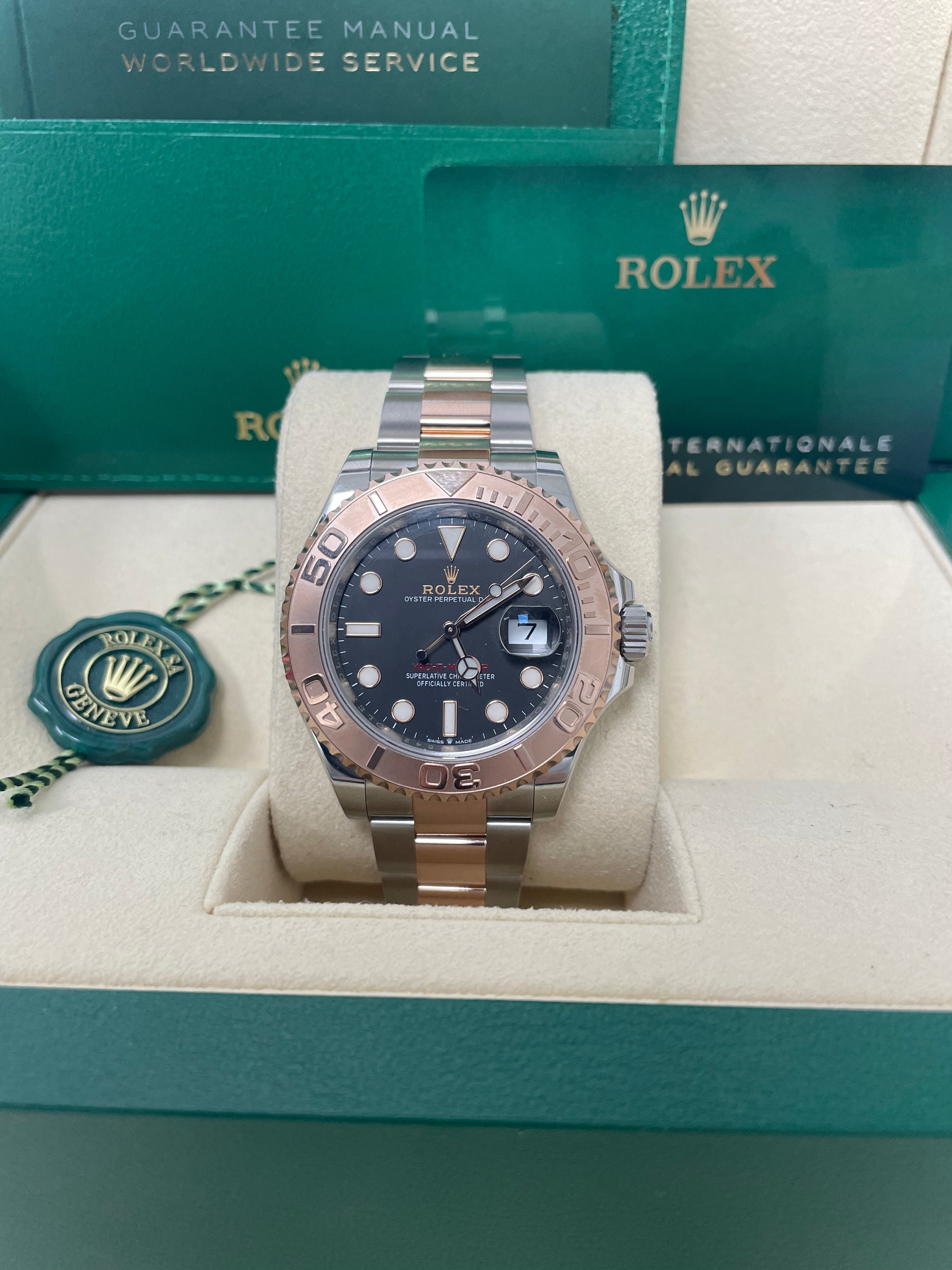 Rolex Yacht-Master 40 Stainless Steel & Everose Gold Watch with Black Dial - Ref 126621 | Luxury Diving & Sailing Timepiece for Men