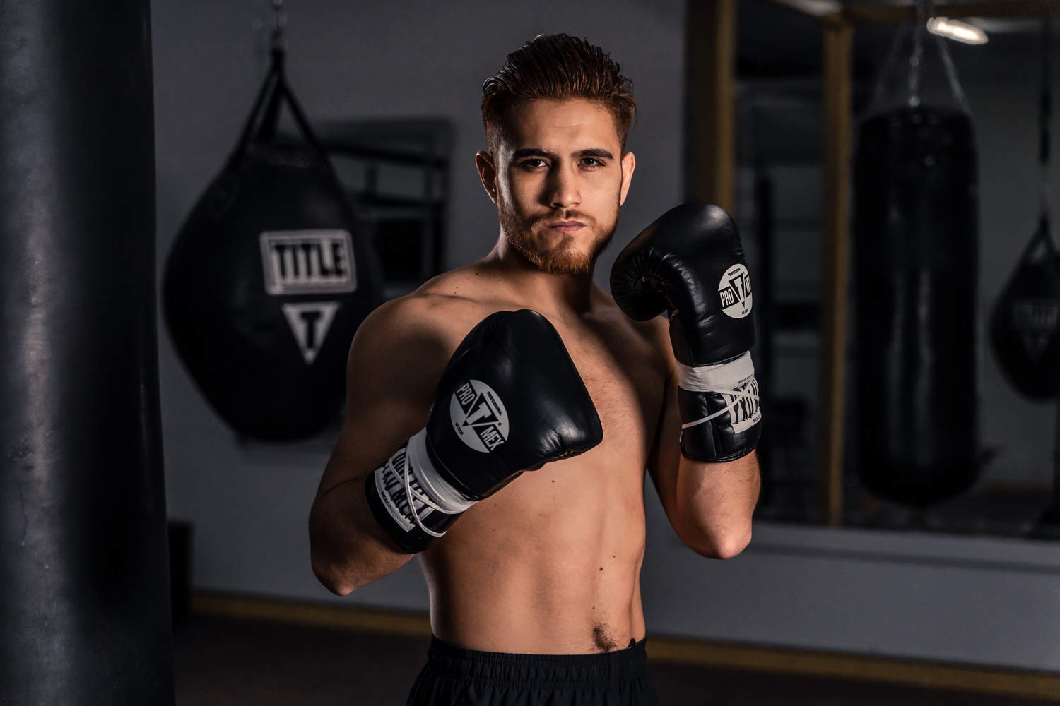 Pro-Mex Pro Lace Training Gloves V 3.0 - Premium Boxing Gloves for Men & Women - Ideal for MMA, Kickboxing, Muay Thai & Fitness Training - Perfect for Sparring, Bag Work & Gym Sessions