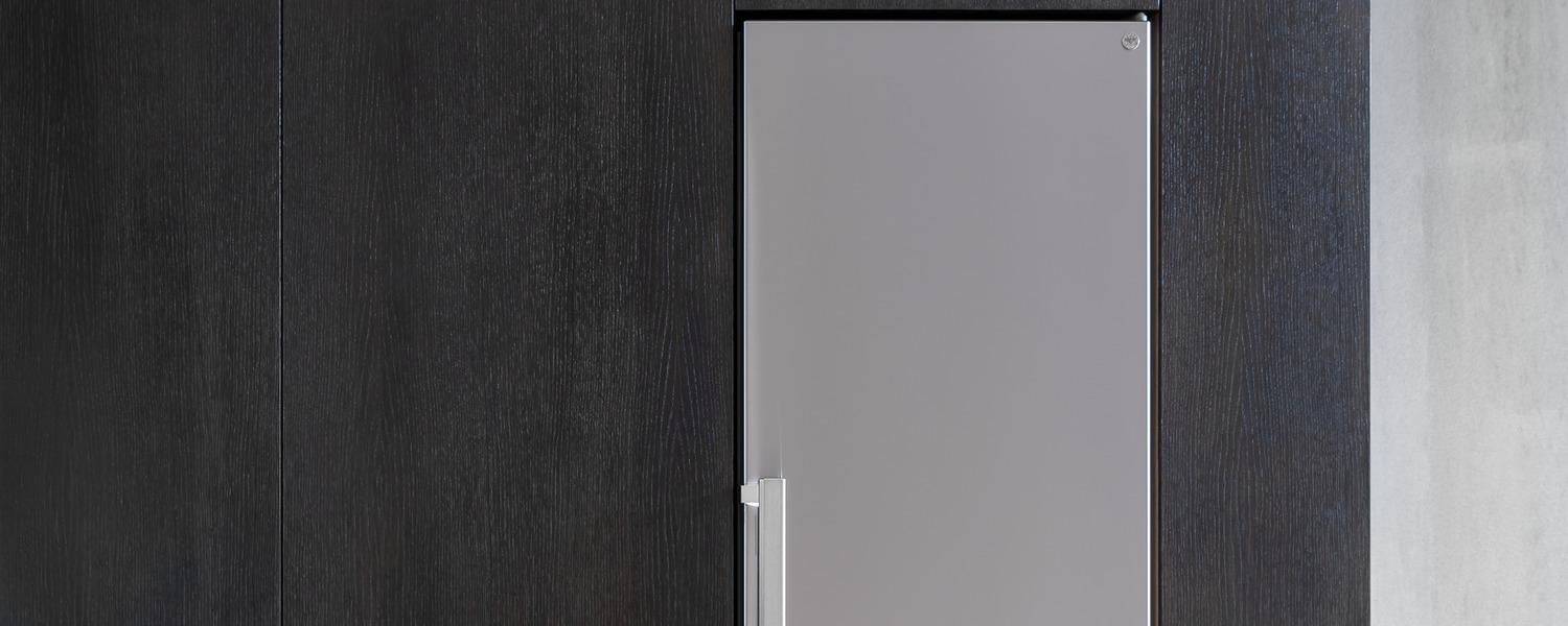 Bertazzoni RBM24F4FXNV 24 Inch Freestanding Bottom Mount Stainless Steel Refrigerator - Perfect for Modern Kitchens & Open-Concept Living Spaces