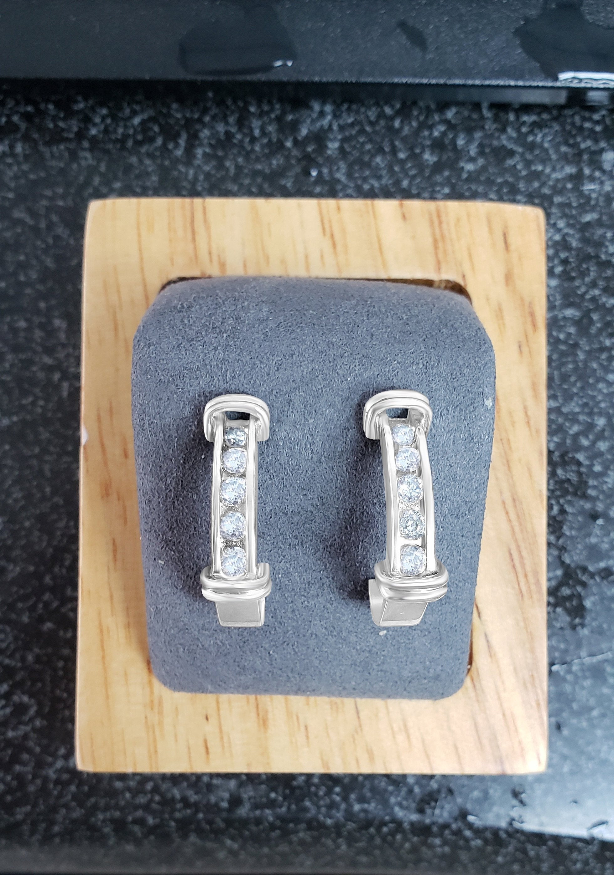 14K White Gold Open Hoop Diamond Earrings - 0.50 Carat Total Weight (CTTW) - Elegant Everyday Jewelry for Women, Perfect for Work, Parties & Special Occasions