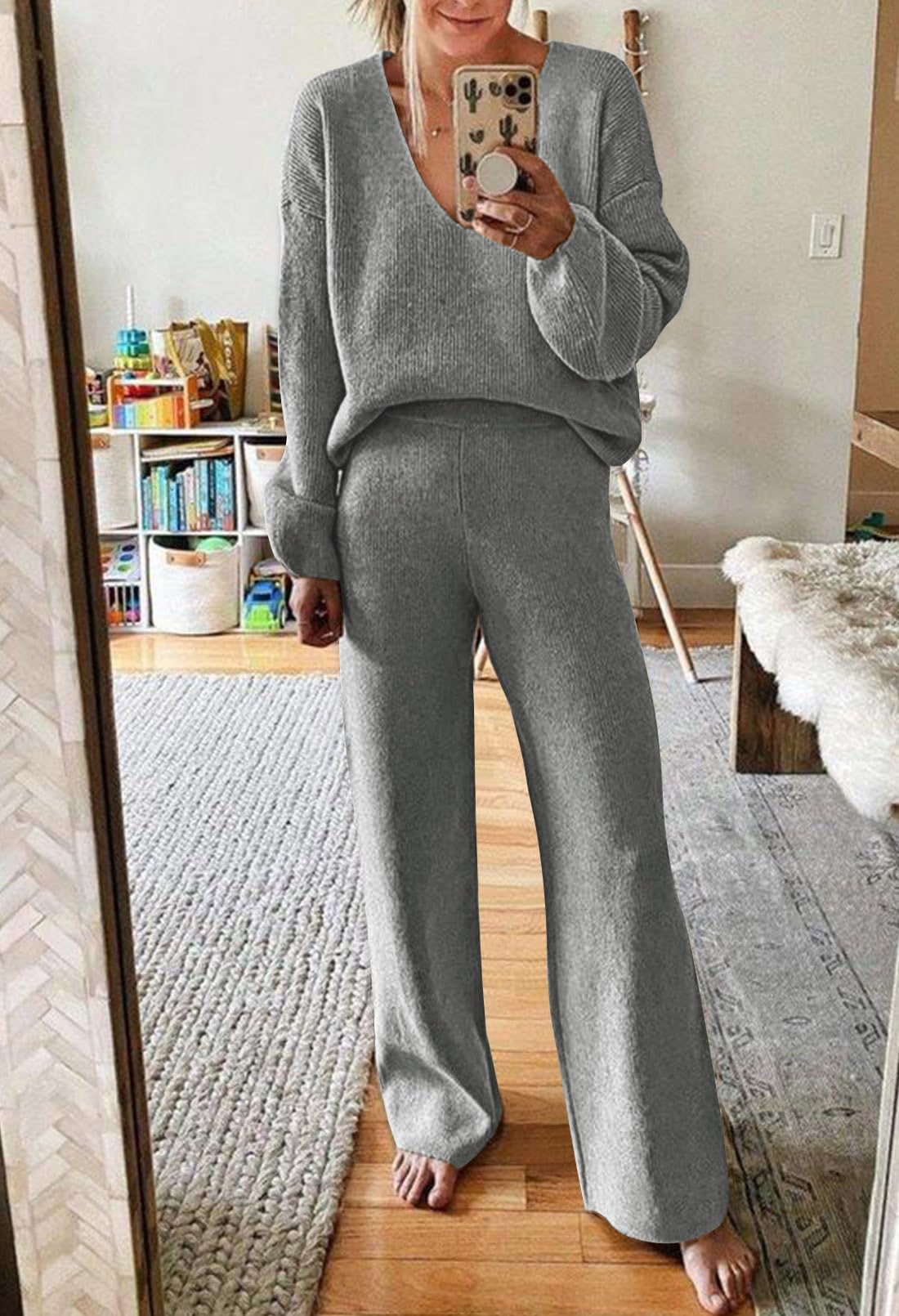 TOLENY Women's 2-Piece Lounge Set - Soft Pullover Sweater Top & Comfortable Wide Leg Pants, Cozy Loungewear Outfit for Relaxing at Home, Yoga, and Casual Wear