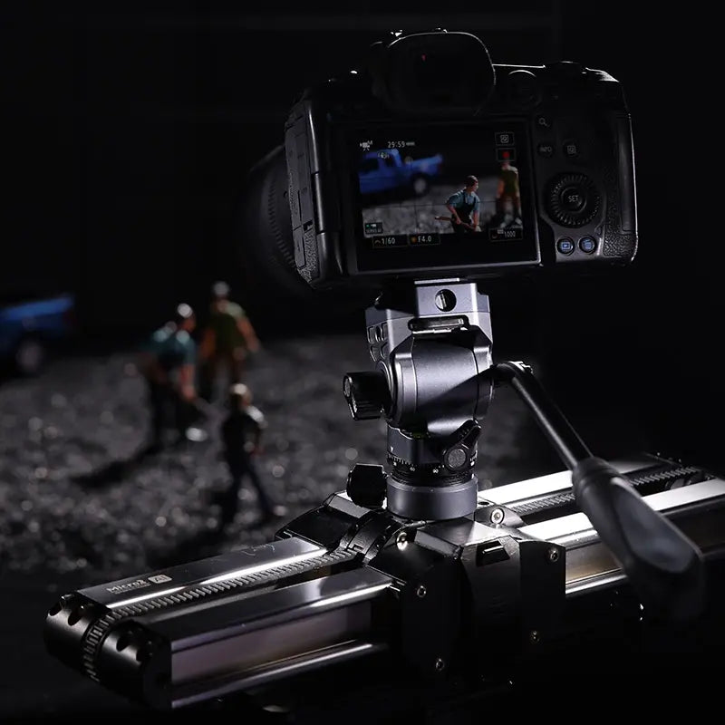 Ulanzi F38 Quick Release Fluid Video Head Tripod Mount for DSLR Cameras - Perfect for Vlogging, Photography, and Smooth Panning Shots