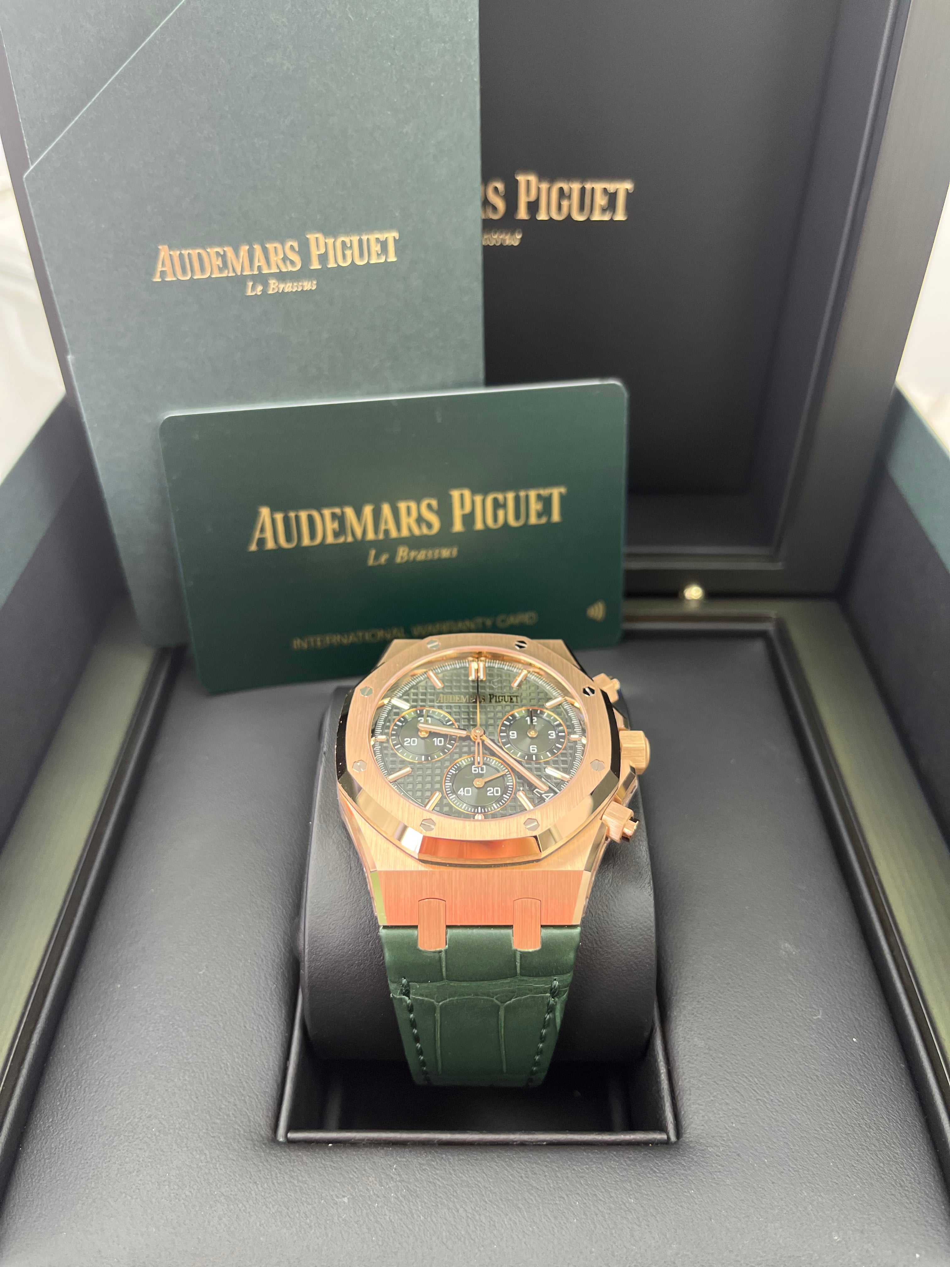 Audemars Piguet Royal Oak Chronograph 41mm Men's Watch - 26240OR.OO.D404CR.02 - 18K Rose Gold Case, Green Dial, Leather Strap - Luxury Sports Watch for Business, Gala & Special Occasions