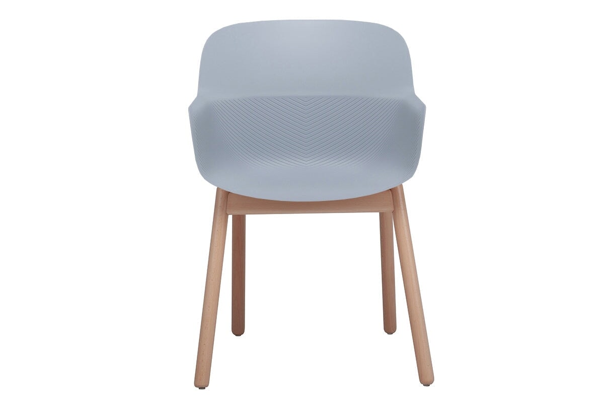 Tommy Tub Plastic Chair with Wooden Leg - Lightweight Outdoor Seating for Patio, Garden, and Poolside Relaxation