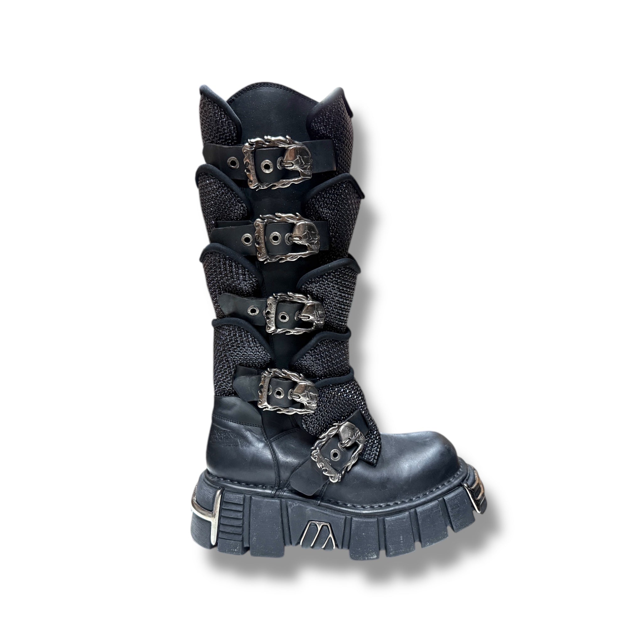 New Rock M.738 Boots for Men & Women - Stylish Leather Combat Boots with Chunky Heel - Perfect for Punk, Gothic & Streetwear Fashion
