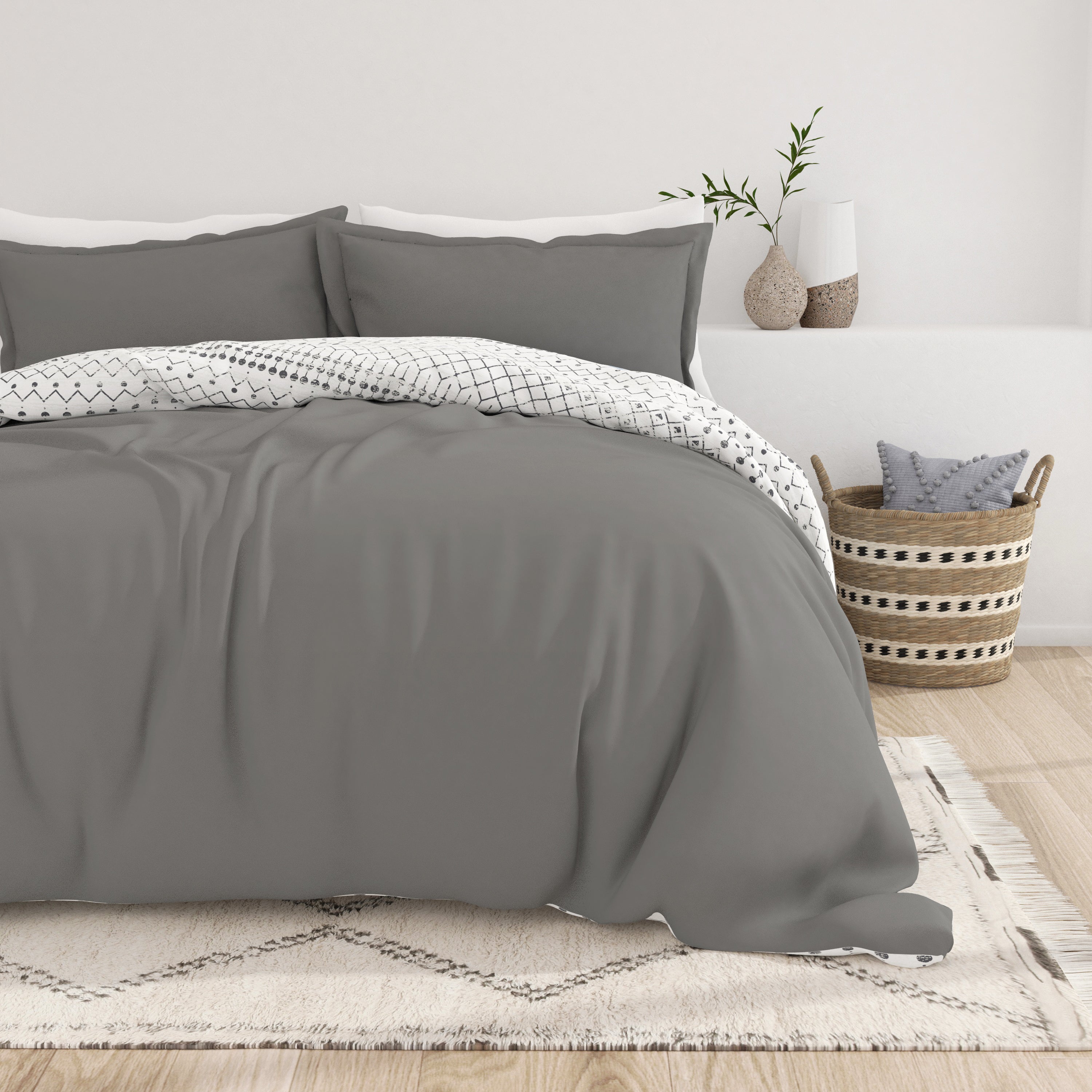 Premium 3-Piece Duvet Cover Set - Soft Bedding Set with Pillow Shams - Perfect for Master Bedroom, Guest Room & Dorm Decor