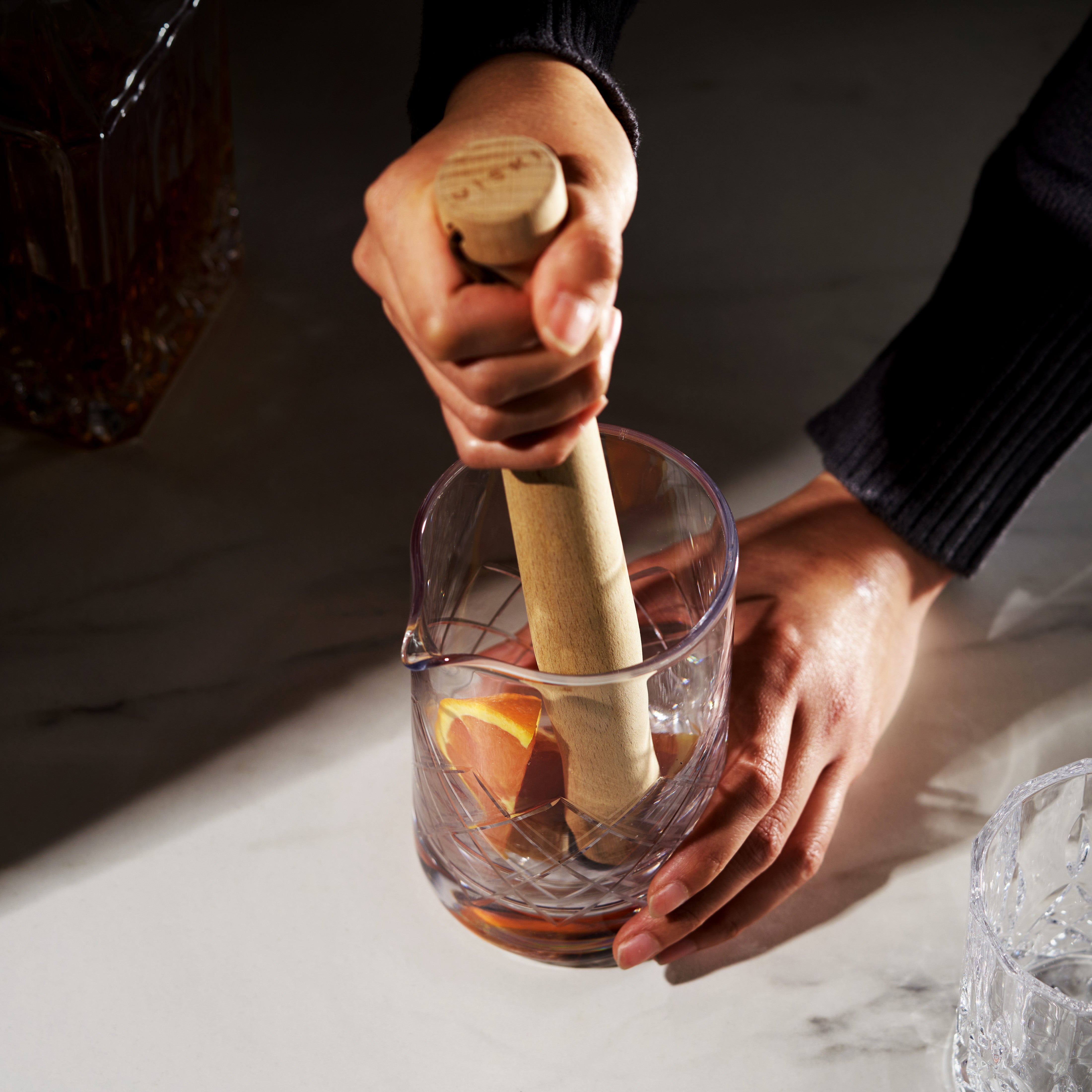 Premium Beechwood Cocktail Muddler - Bar Stirring Tool for Mojitos, Old Fashioned & Mint Juleps - Perfect for Home Bars & Mixologists