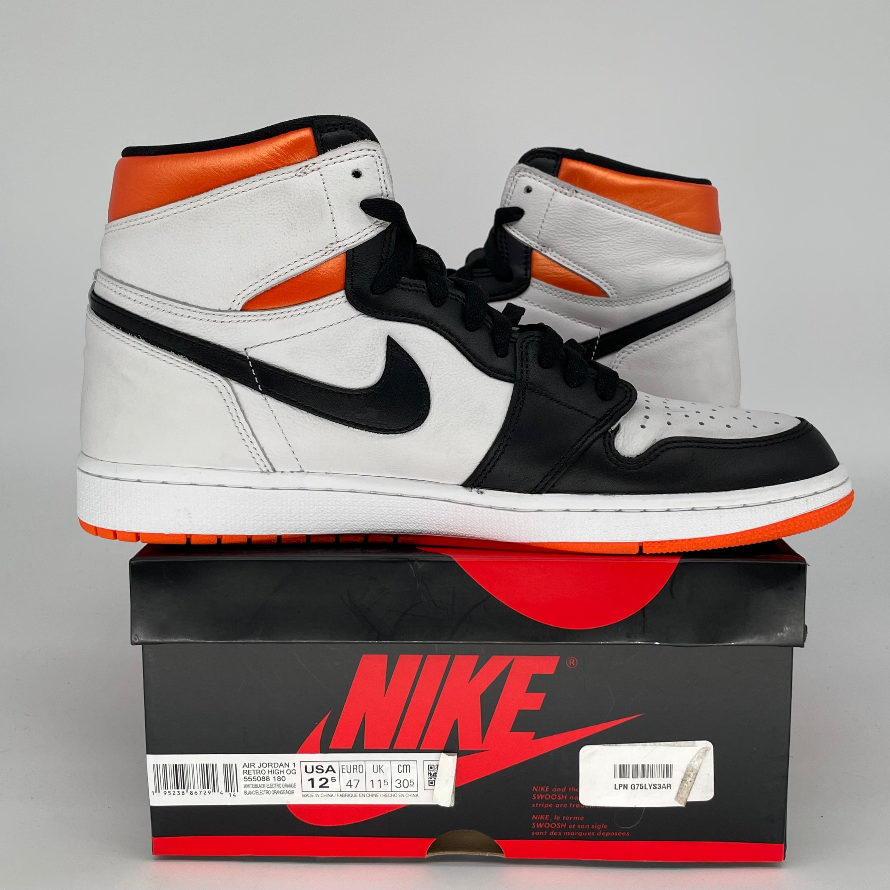 AIR JORDAN 1 ELECTRO ORANGE Men's Basketball Shoes Size 12.5 - Retro High OG Style 555088-180 for Sneaker Collectors & Streetwear Fashion