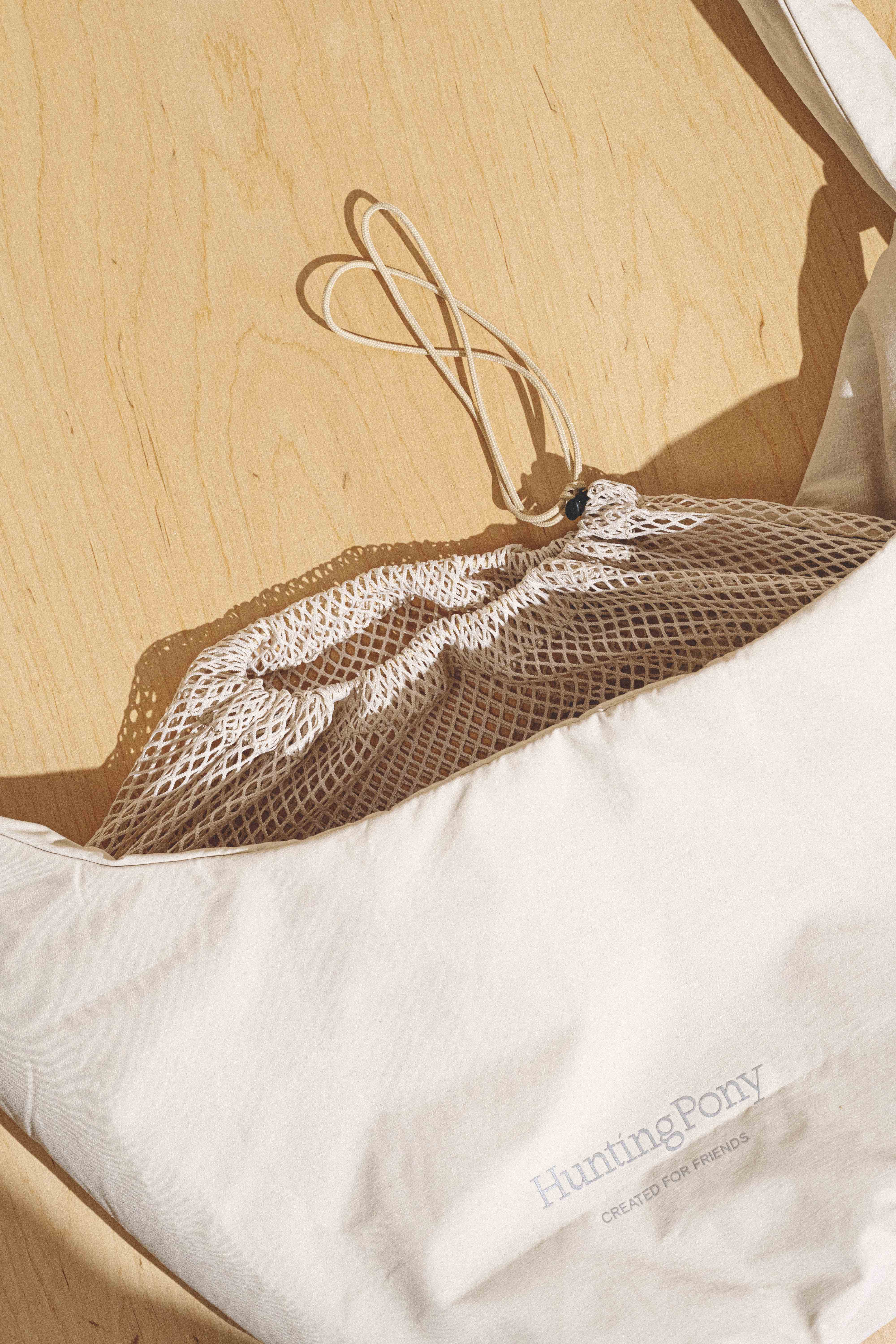 Stylish Sling Bag Pony Kangaroony in Beige - Perfect for Travel, Hiking & Everyday Use