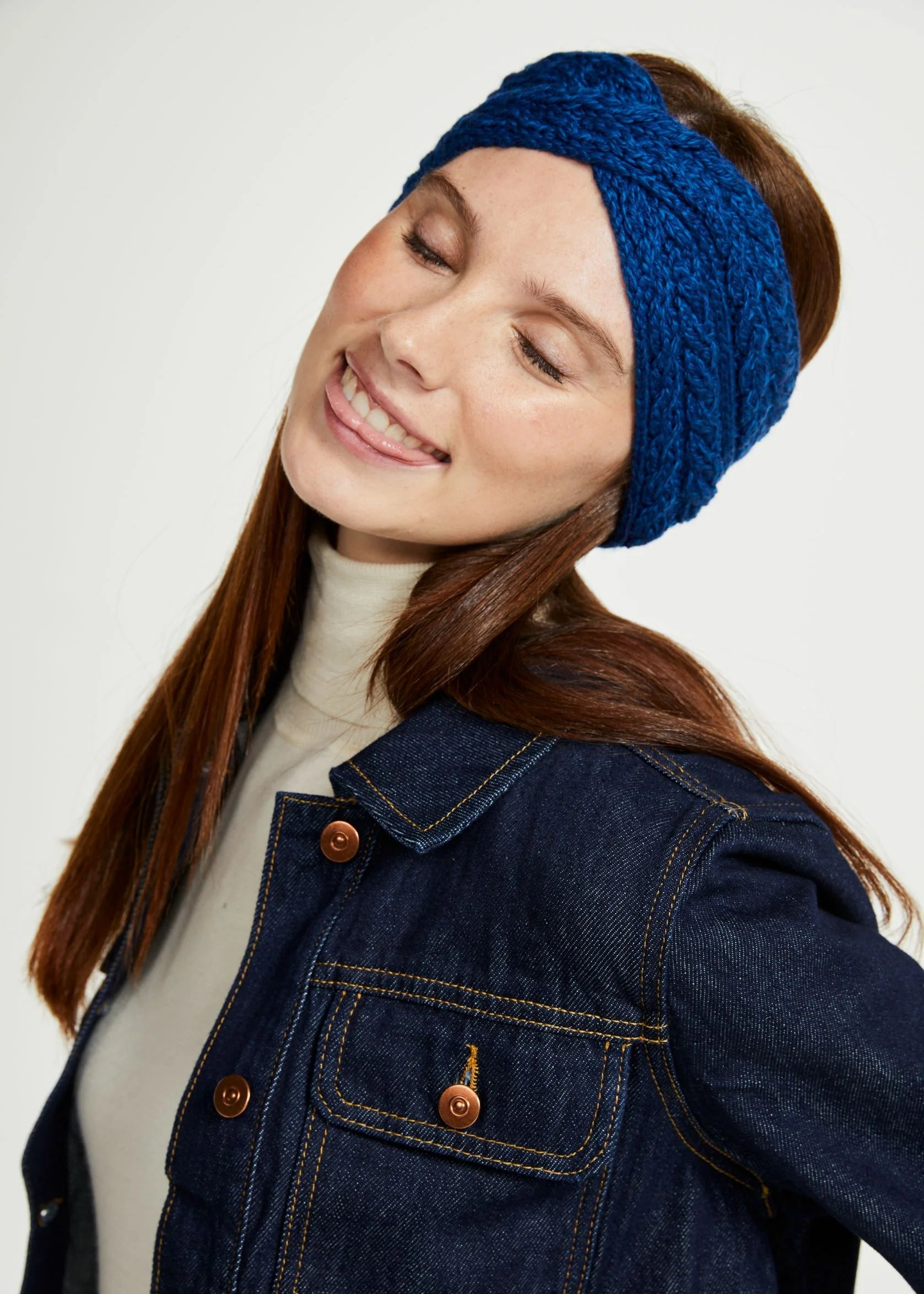 Aran Cross Over Headband for Women - Stylish Knitted Hair Accessory for Workout, Yoga, and Everyday Wear