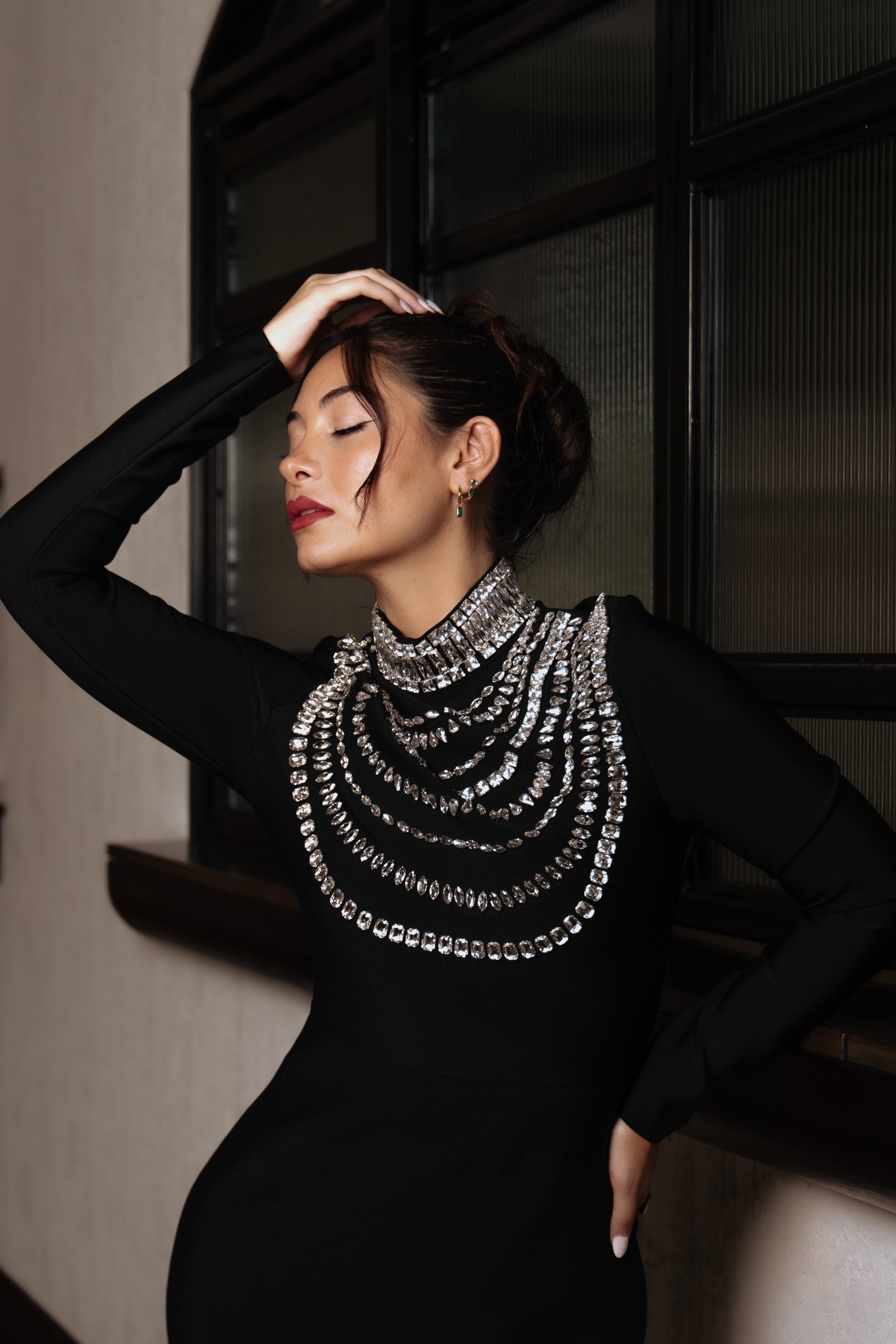 Stylish Embellished Skyline Dress for Women - Elegant Evening Gown with Sparkling Details | Perfect for Parties, Weddings & Special Occasions