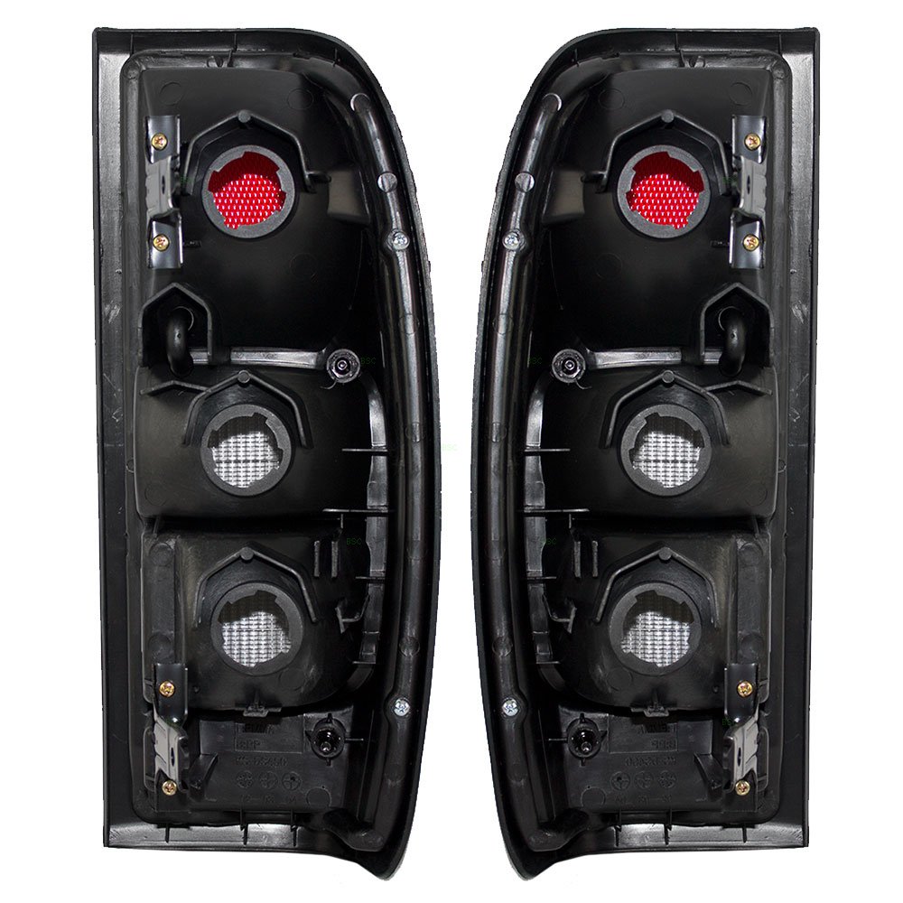 Smoked Lens Replacement Taillights for 98-04 Nissan Frontier Pickup Truck - Driver & Passenger Side (Part #265597B425, 265547B425) - Durable Aftermarket Tail Lamps for Enhanced Visibility & Style - Perfect for Off-Roading, Night Driving & Vehicle Customization
