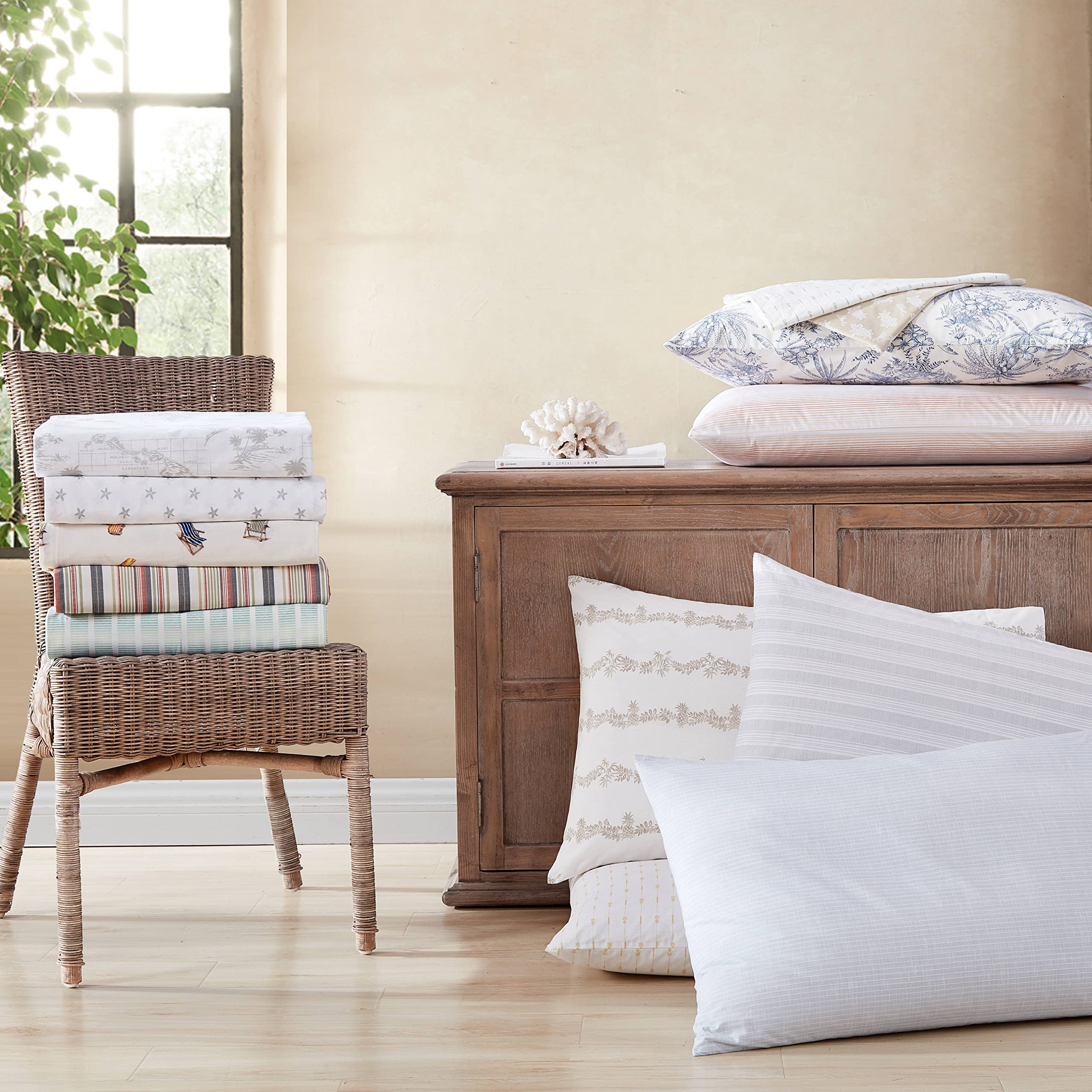 Tommy Bahama Queen Cotton Percale Bedsheet Set - Crisp & Cool Stylish Bedding with Beach Chairs Design - Perfect for Summer Nights & Coastal Themed Bedrooms