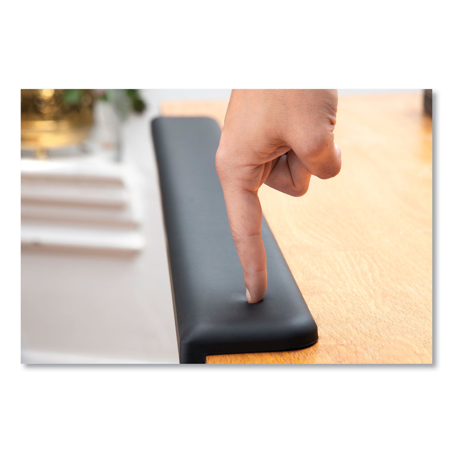 3M™ Gel Wrist Rest for Standing Desks - Ergonomic Support for Typing & Computer Work (30.13