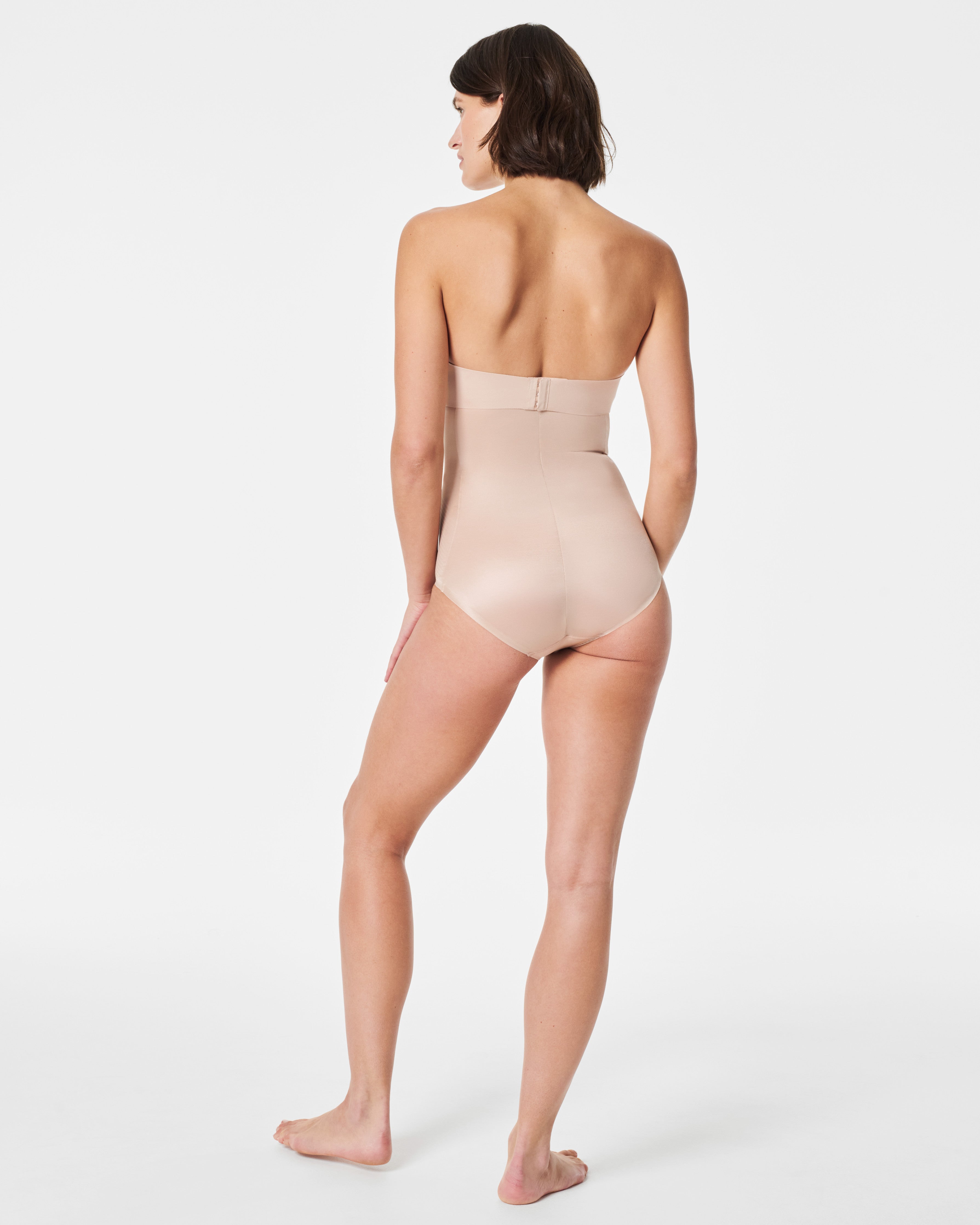 SPANX Shapewear Invisible High Waisted Briefs for Women - Seamless Tummy Control Panties - Perfect for Everyday Wear, Work & Special Occasions