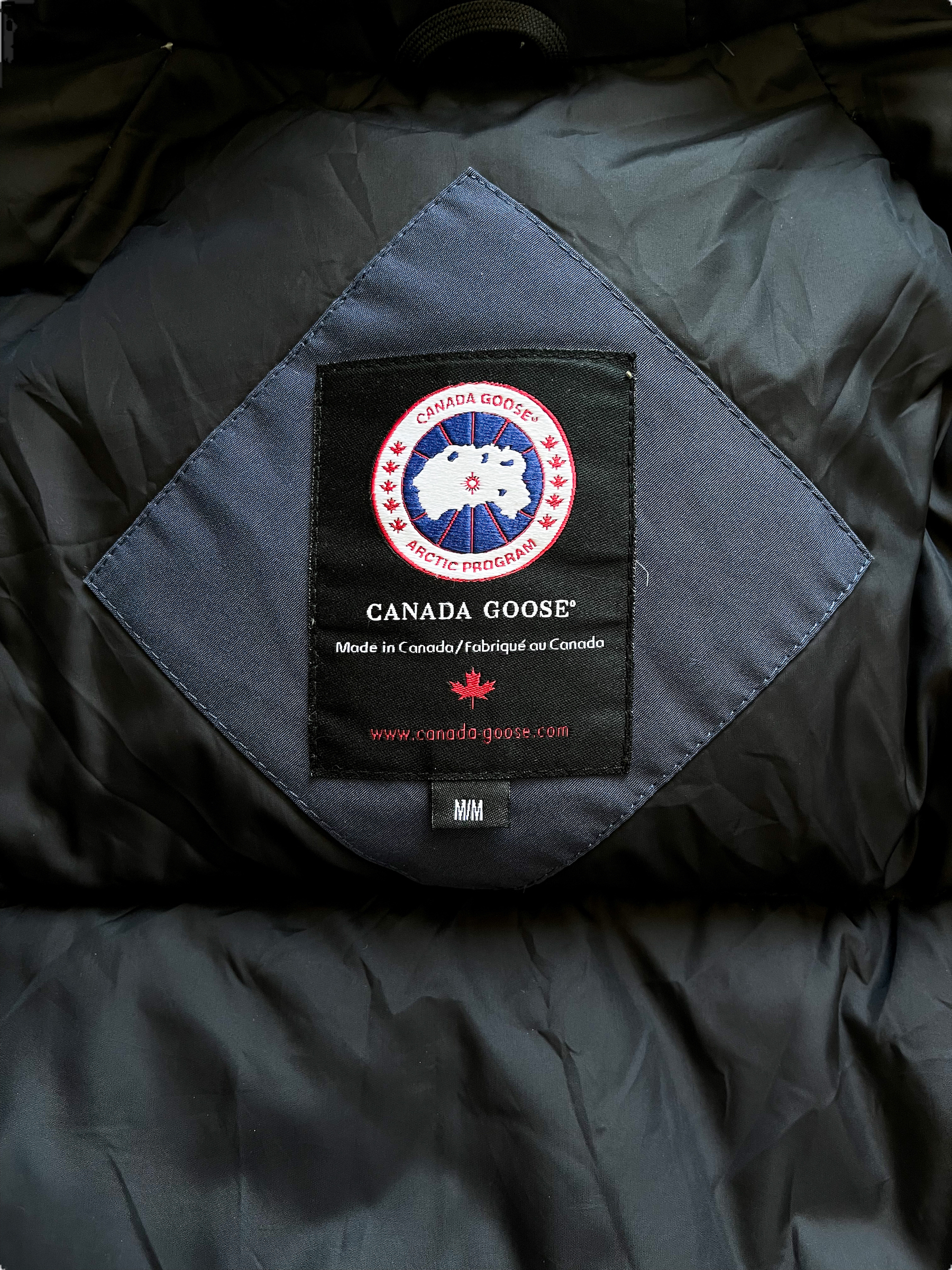 Canada Goose Spirit Chilliwack Men's Winter Jacket - Waterproof Windproof Parka for Extreme Cold Weather - Perfect for Skiing, Hiking & Outdoor Adventures