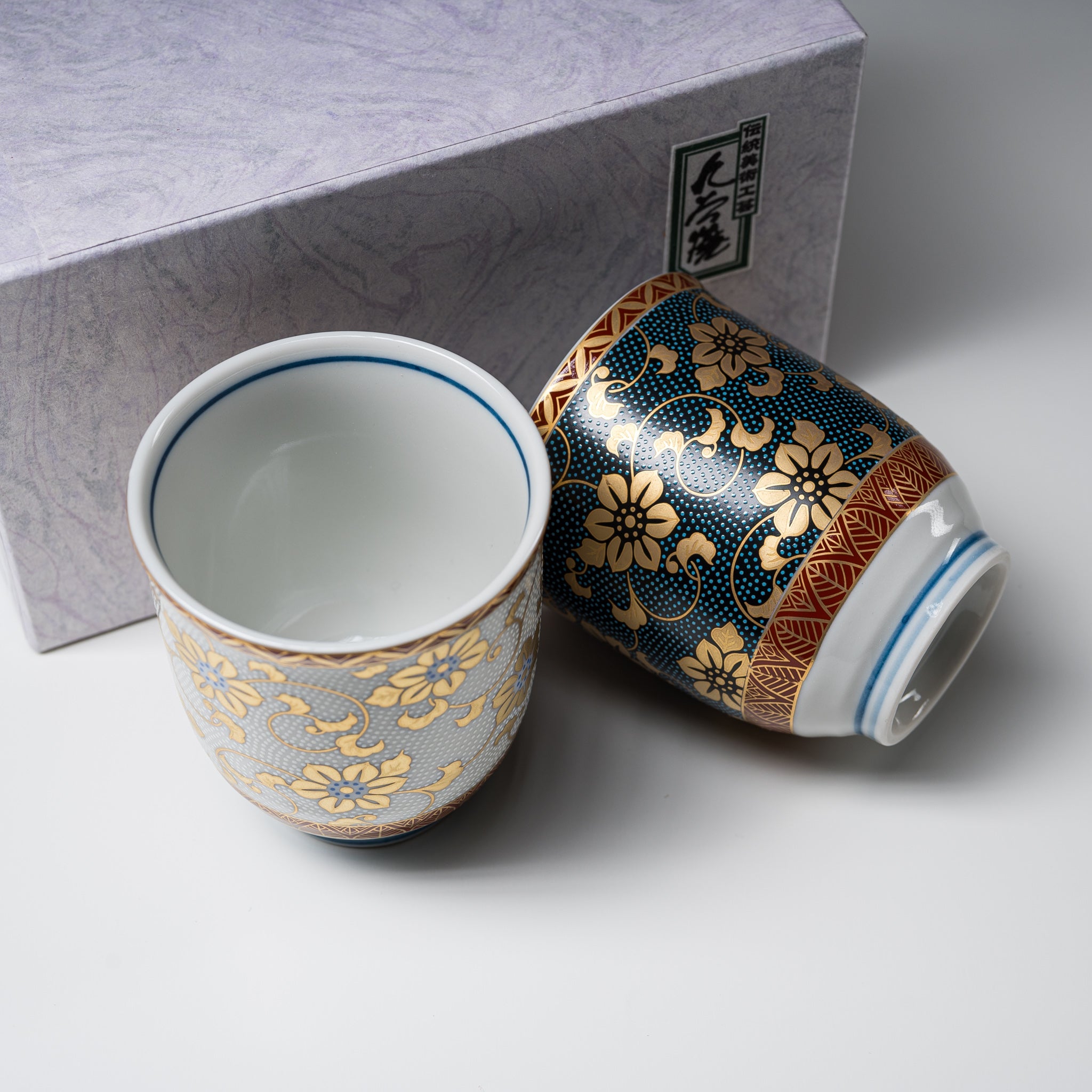 Kutani Ware Aochibu x Shirochibu Pair Yunomi Tea Cups - Handcrafted Japanese Ceramic Tea Set for Matcha & Green Tea - Perfect for Home Tea Ceremonies & Gift Giving