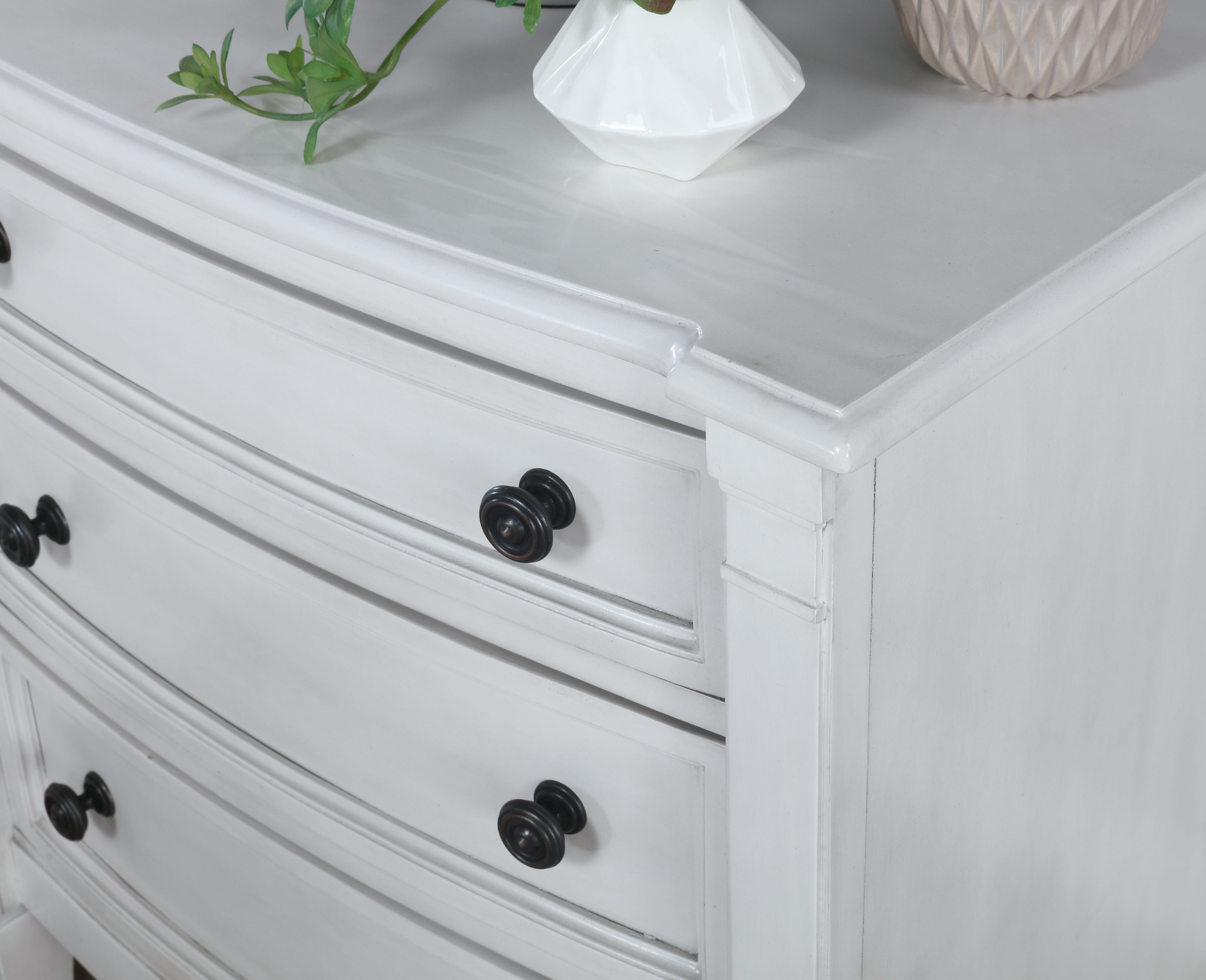 White Saline Wood Planked 8-Drawer Dresser - Rustic Farmhouse Bedroom Furniture for Storage & Organization