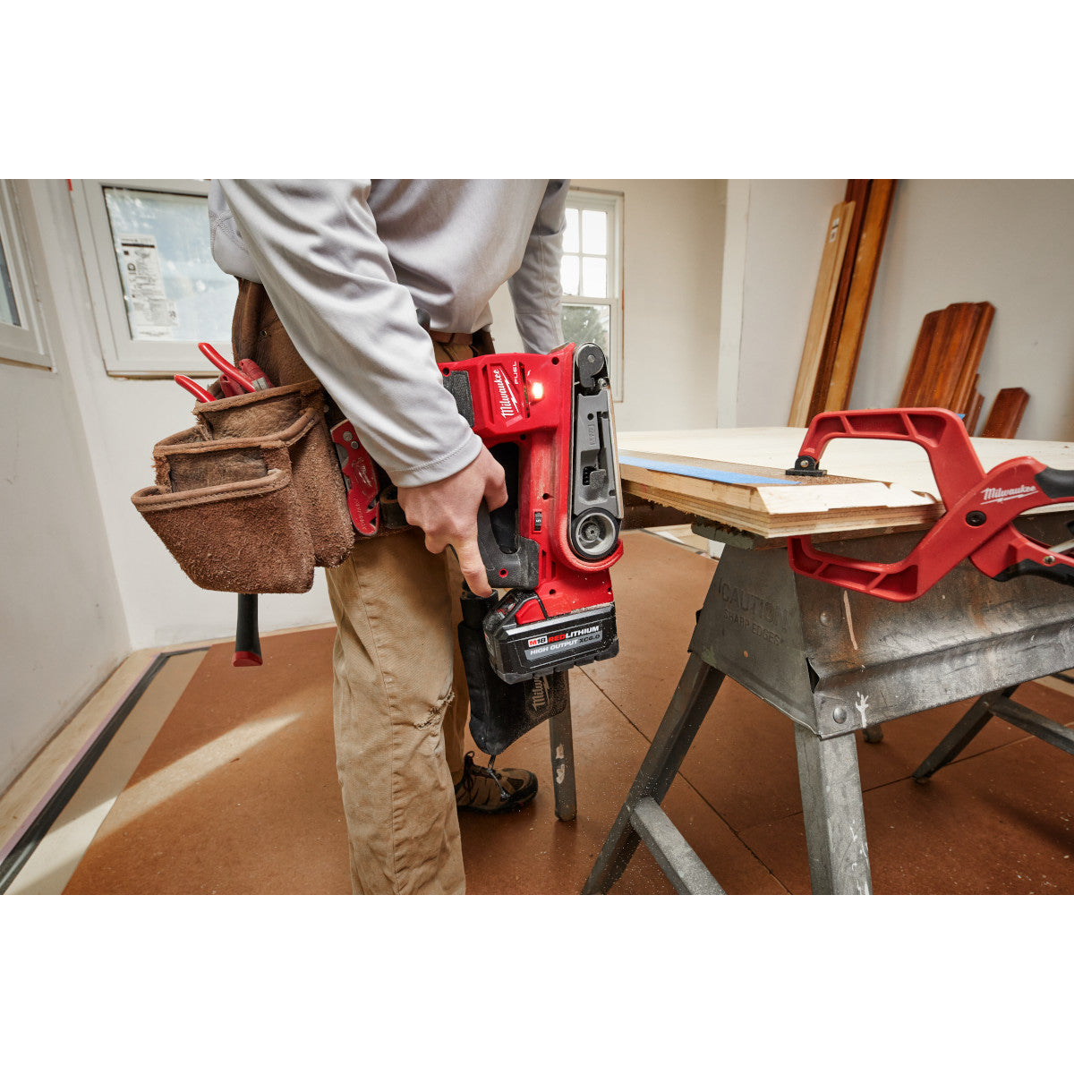 Milwaukee 2832-20 M18 FUEL 3x18 Belt Sander - Cordless Power Tool for Woodworking, Metal Sanding & DIY Projects | Perfect for Professional Contractors & Home Renovations