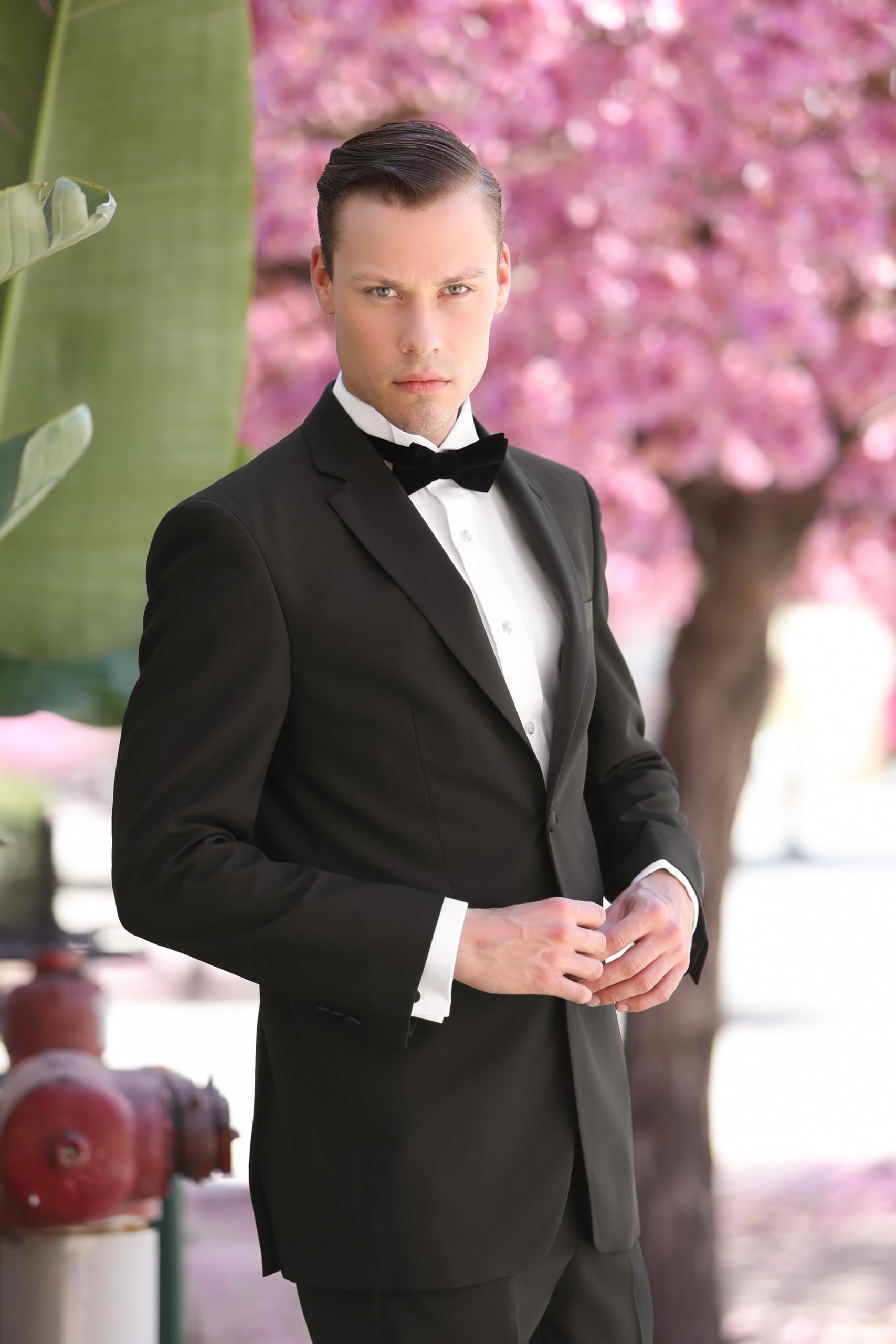 2 Piece Slim Fit Men's Suit - Solid Color Wedding & Prom Tuxedo with Notch Lapel Blazer & Pants | Formal Business Attire for Groom, Office & Special Occasions
