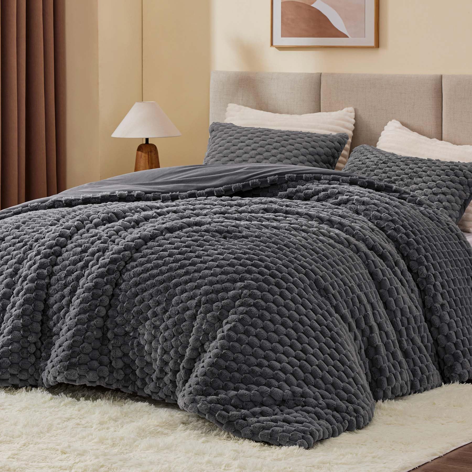 BEDELITE Fluffy King Size Comforter Set - Ultra Soft Grey Fleece Bedding for King Beds | 3-Piece Winter Warm Comforter with Pillowcases | Cozy Luxury Bed Set for Cold Nights & Master Bedrooms