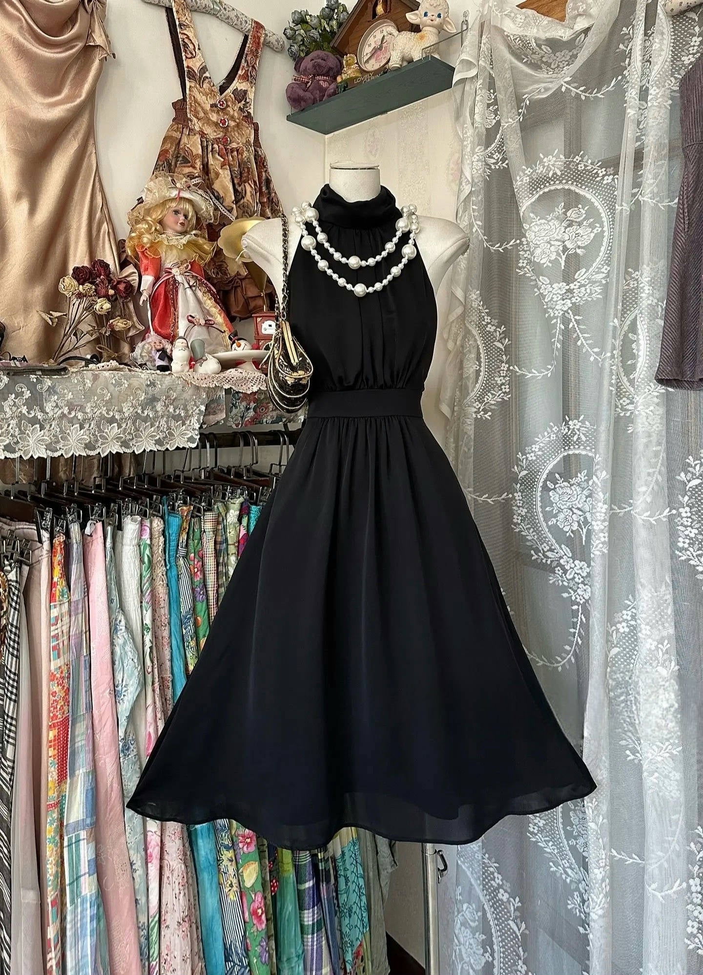 Elegant Black A-Line Halter Chiffon Summer Dress for Birthday Party & Special Occasions - J6684 | Perfect for Weddings, Cocktail Events & Evening Outings