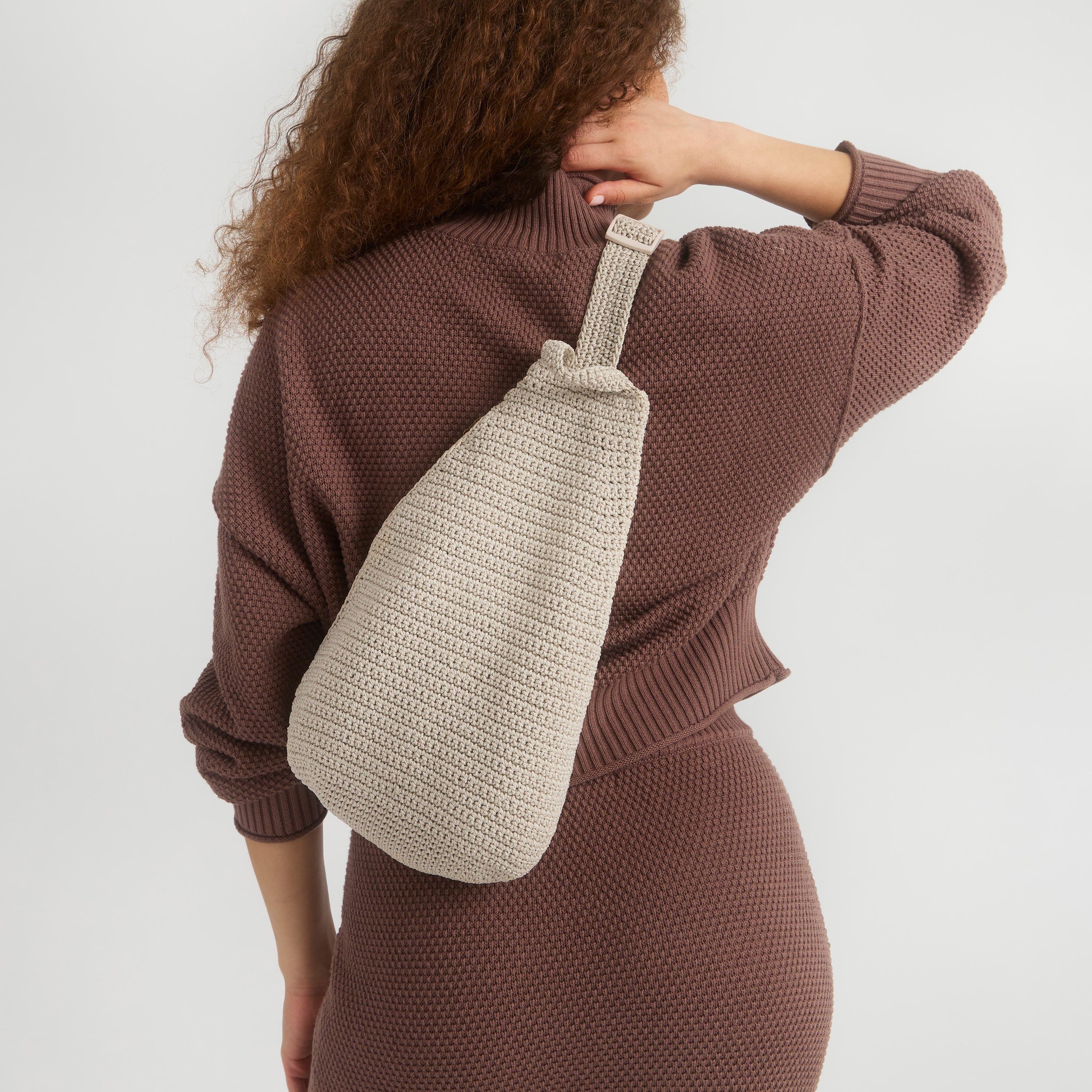 On The Go Sling Backpack - Lightweight Crossbody Travel Bag for Men & Women - Perfect for Hiking, Commuting & Everyday Use