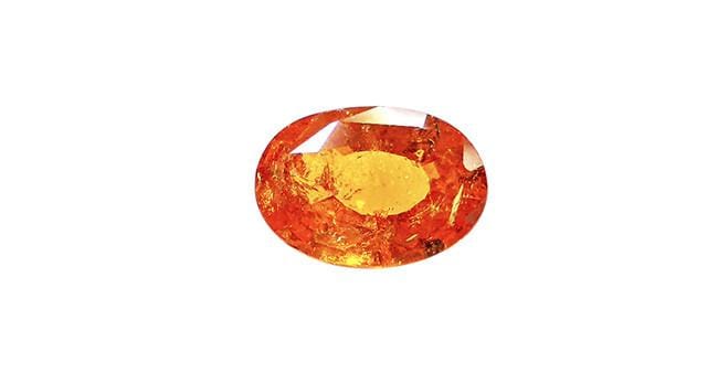 4.08ct Natural Spessartite Garnet Oval Cut Gemstone for Jewelry Making - Engagement Rings, Necklaces & Earrings