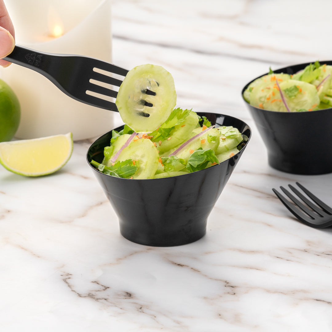 5 oz Round Black Plastic Small Incline Bowl - 3.75