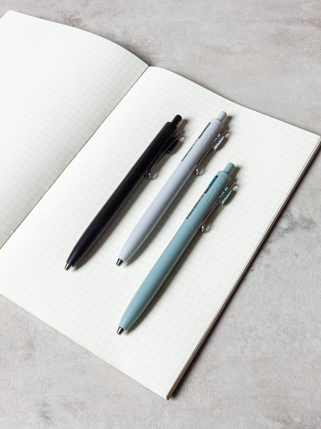 Uni-Ball One Gel Pen - Smooth Writing, No-Smear Ink - Perfect for Office, School & Note-Taking (Black Ink, 0.7mm)