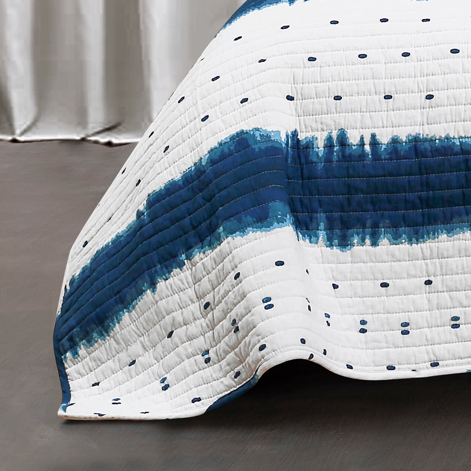 Jane Shibori 3-Piece Quilt Set - King Size Blue Indigo Dyed Bedding Set with Pillow Shams - Perfect for Master Bedroom, Guest Room & Cozy Home Decor