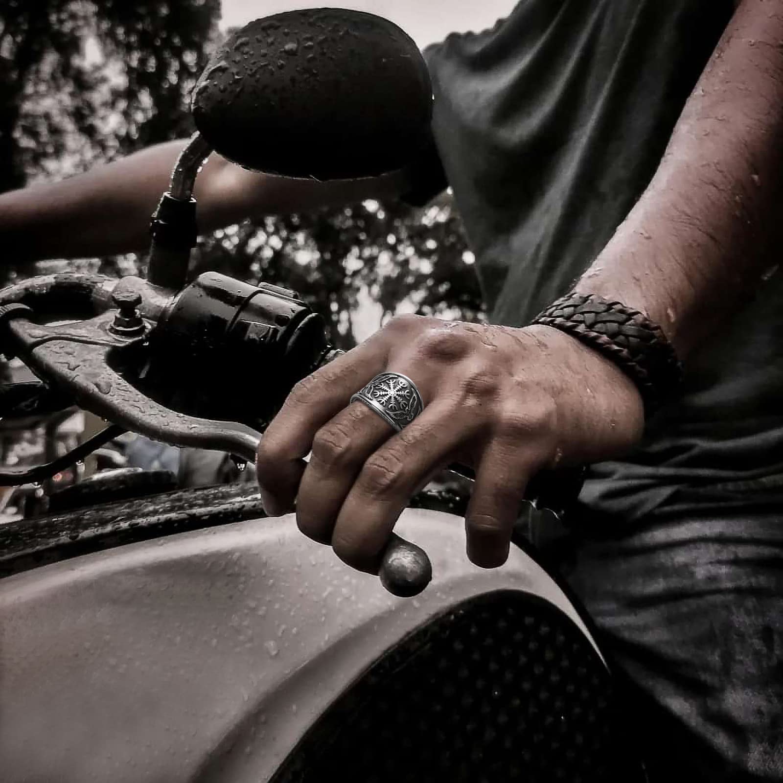 Viking Ring Norse Raven Vegvisir Jewelry for Men & Women - Size 7-13 for Daily Wear