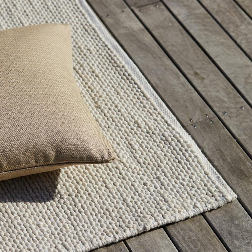 Premium Andorra Outdoor Rug in Oatmeal - 200cm x 300cm (6.6ft x 9.8ft) All-Weather Waterproof Patio Rug for Deck, Poolside, and Garden Decor