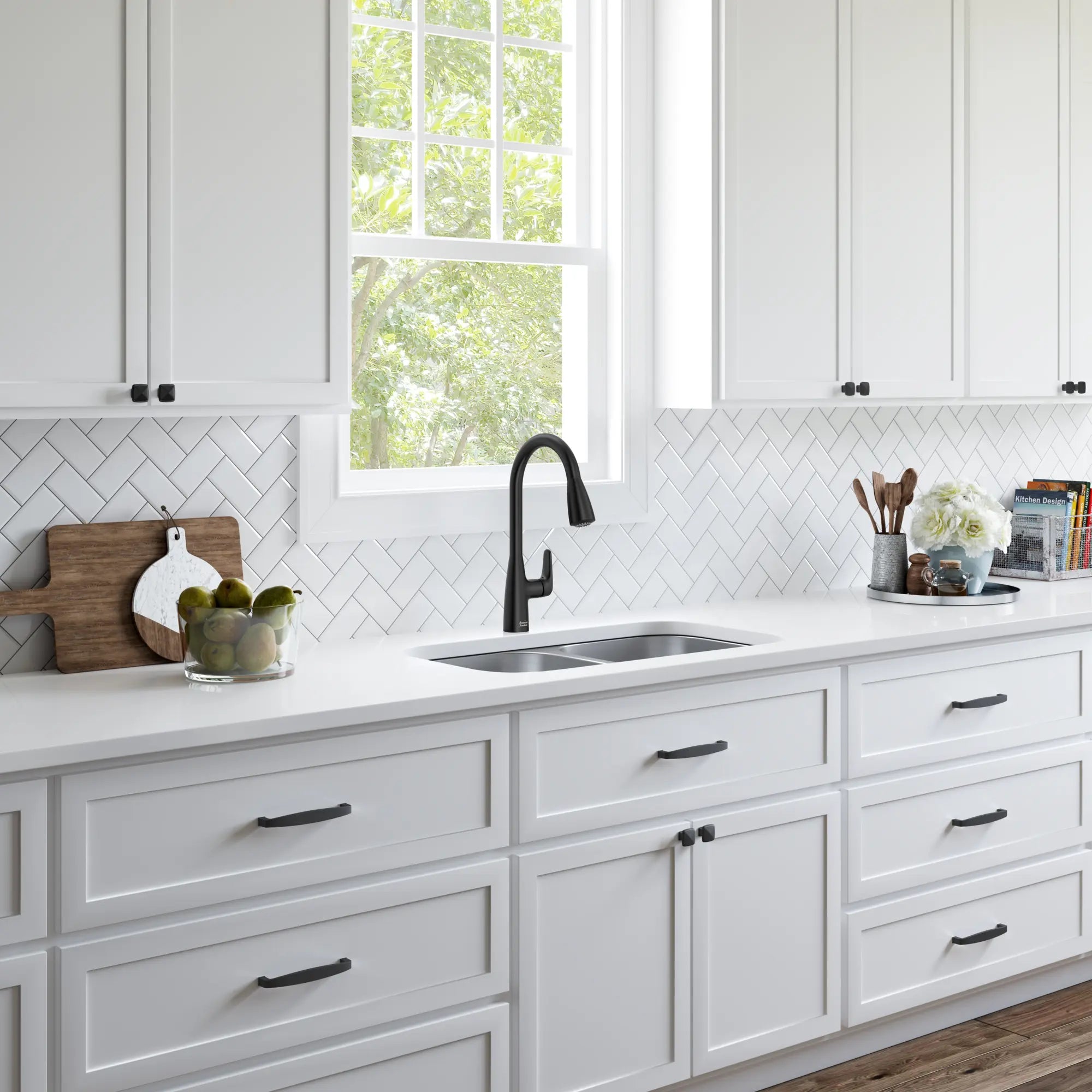 Colony PRO Single Handle Pull Down Dual Spray Kitchen Faucet - 1.5 GPM/5.7 LPM Low Flow, Lead-Free Brushed Nickel - Perfect for Modern Kitchens & Easy Dishwashing