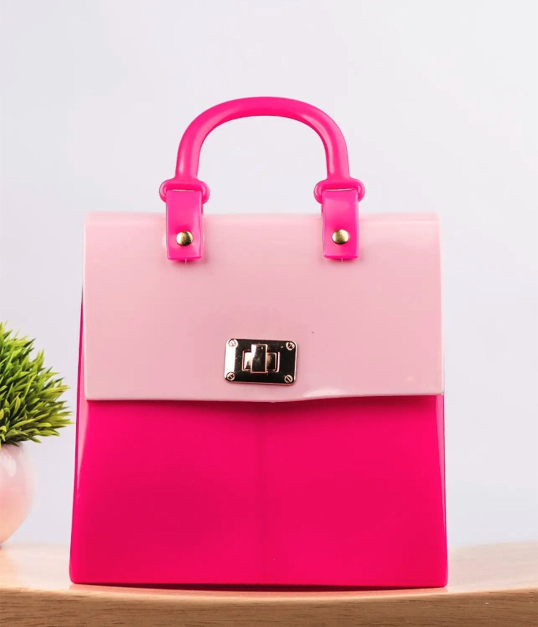 Stylish Hot Pink Patent Leatherette Crossbody Purse for Women | Fashionable Shoulder Bag | Perfect for Parties, Dating & Daily Use