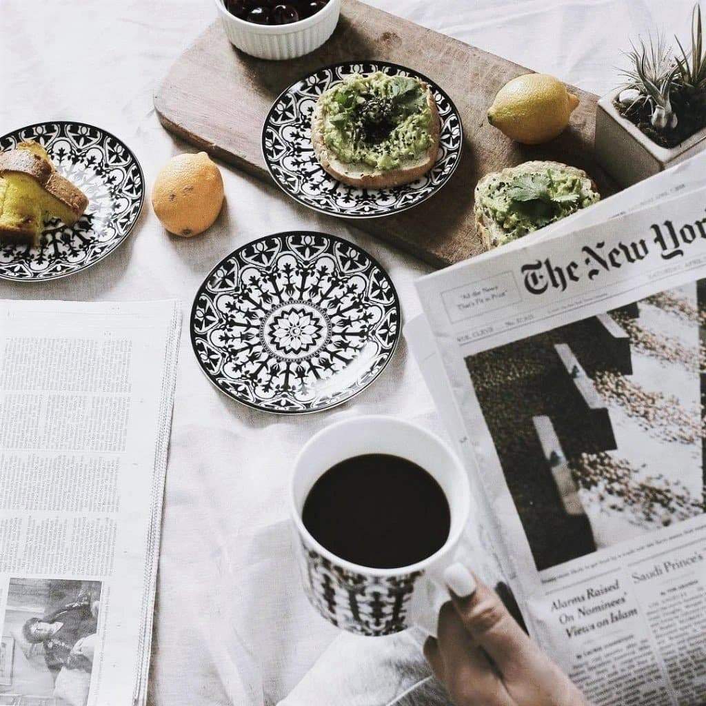 Elegant Matriarch Porcelain Canapes Set - 12-Piece Appetizer Plates for Dinner Parties, Wedding Receptions & Holiday Entertaining