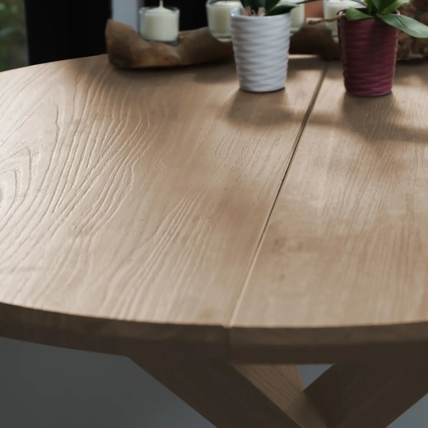 Stylish Cascais Round Dining Table - Modern Wooden Kitchen Table for 4-6 People | Perfect for Small Spaces, Breakfast Nooks & Cozy Family Meals